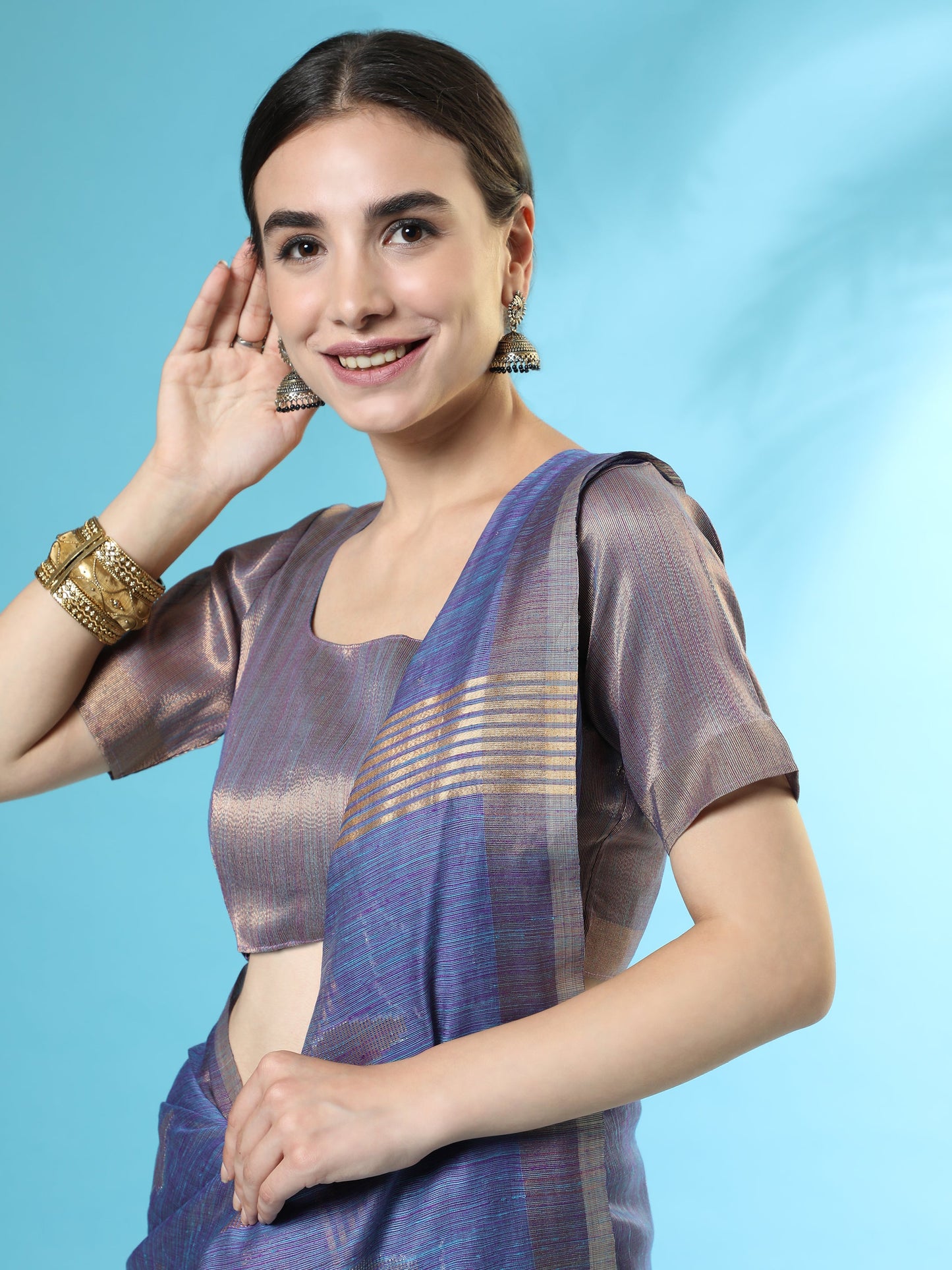Vishnu Weaves Women's Blue Handloom Silk Zari Woven Saree with Blouse - Swadesiicart