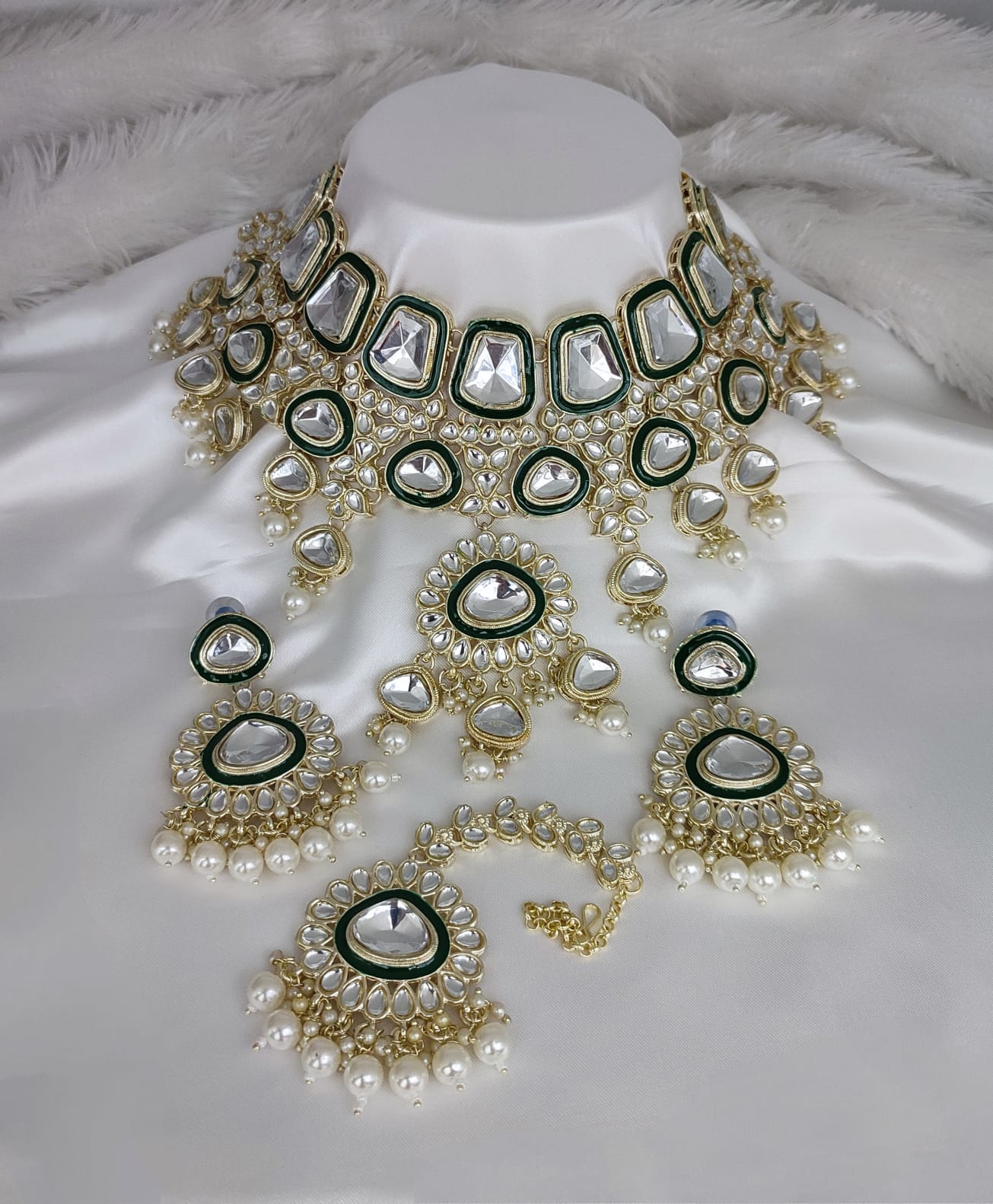 Jewel City Crystal Glass Kundan Choker Set with Maang Tikka - Royal Wedding Collection (Premium Pearl Drops) | Swadesiicart