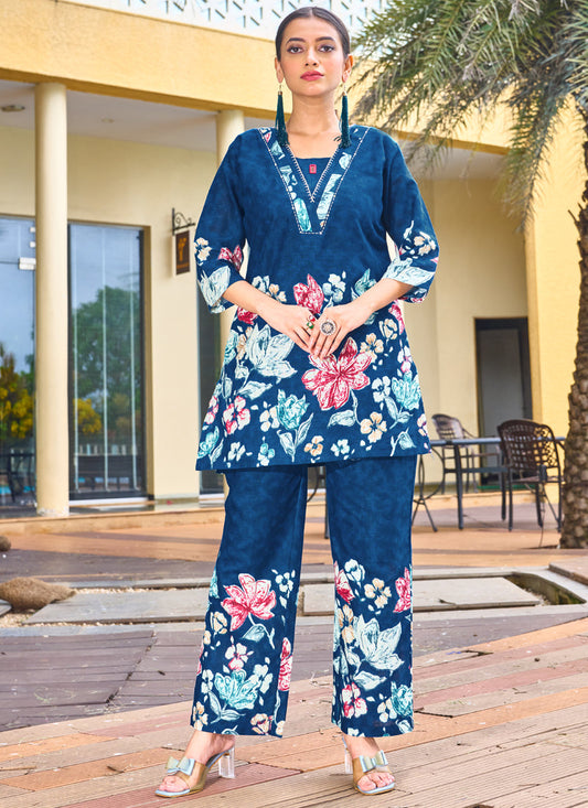 Prazu Fashion Blue Pure Cotton Stylish Prints Co-Ords Set - Swadesiicart