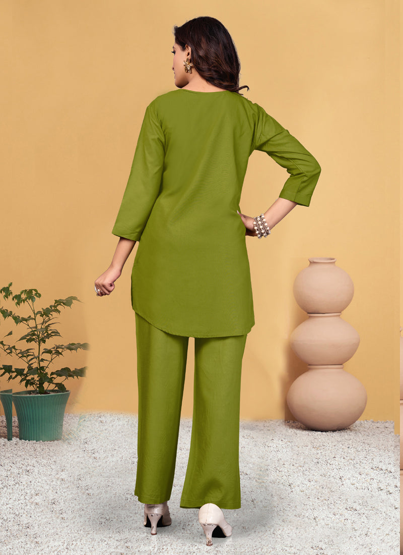 Prazu Fashion Parrot Green Viscose Rayon Embroidery Thread Work Co-Ords Set - Swadesiicart