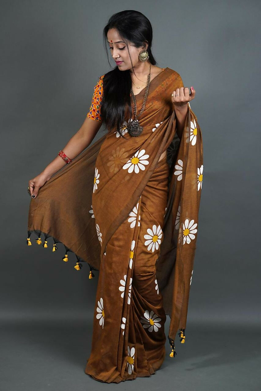 Exclusive Collection Brown Pure Cotton Saree With Sunflower Design - Swadesiicart