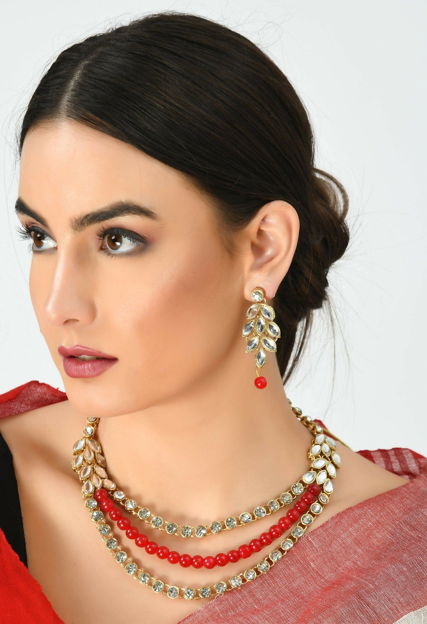 Mominos Fashion Johar Kamal Handicraft Finish White & Red Pearls Choker For Women (White/Red) | Swadesiicart