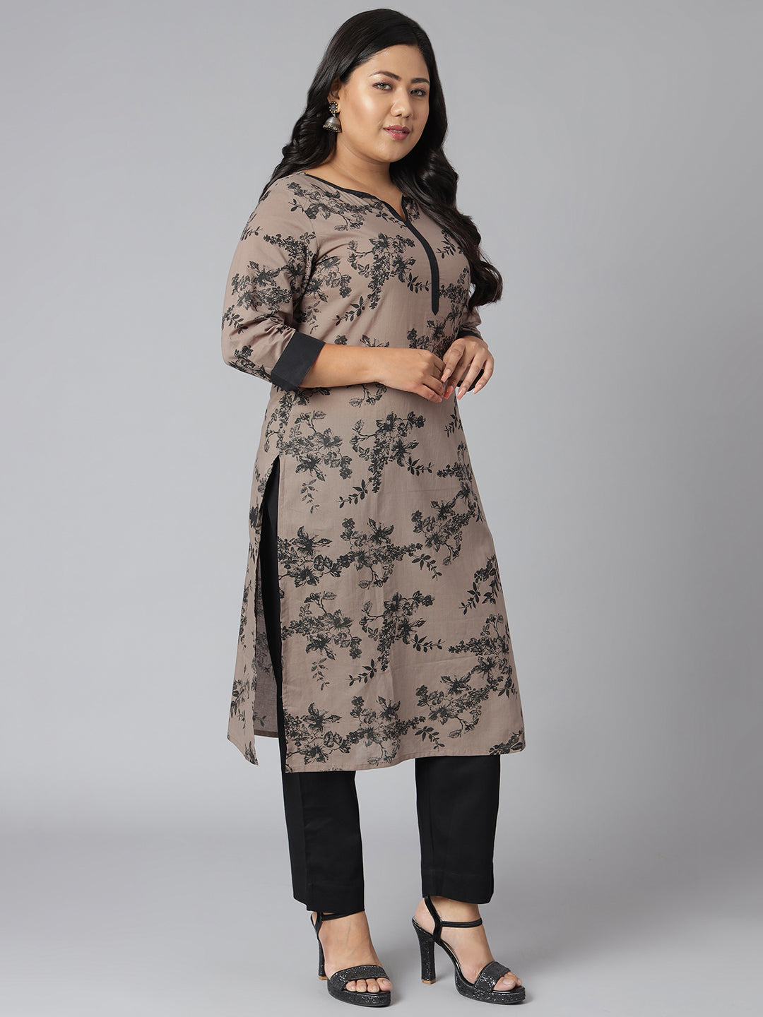 Janasya Women's Grey Cotton Floral Print Casual Straight Kurta | Swadesiicart