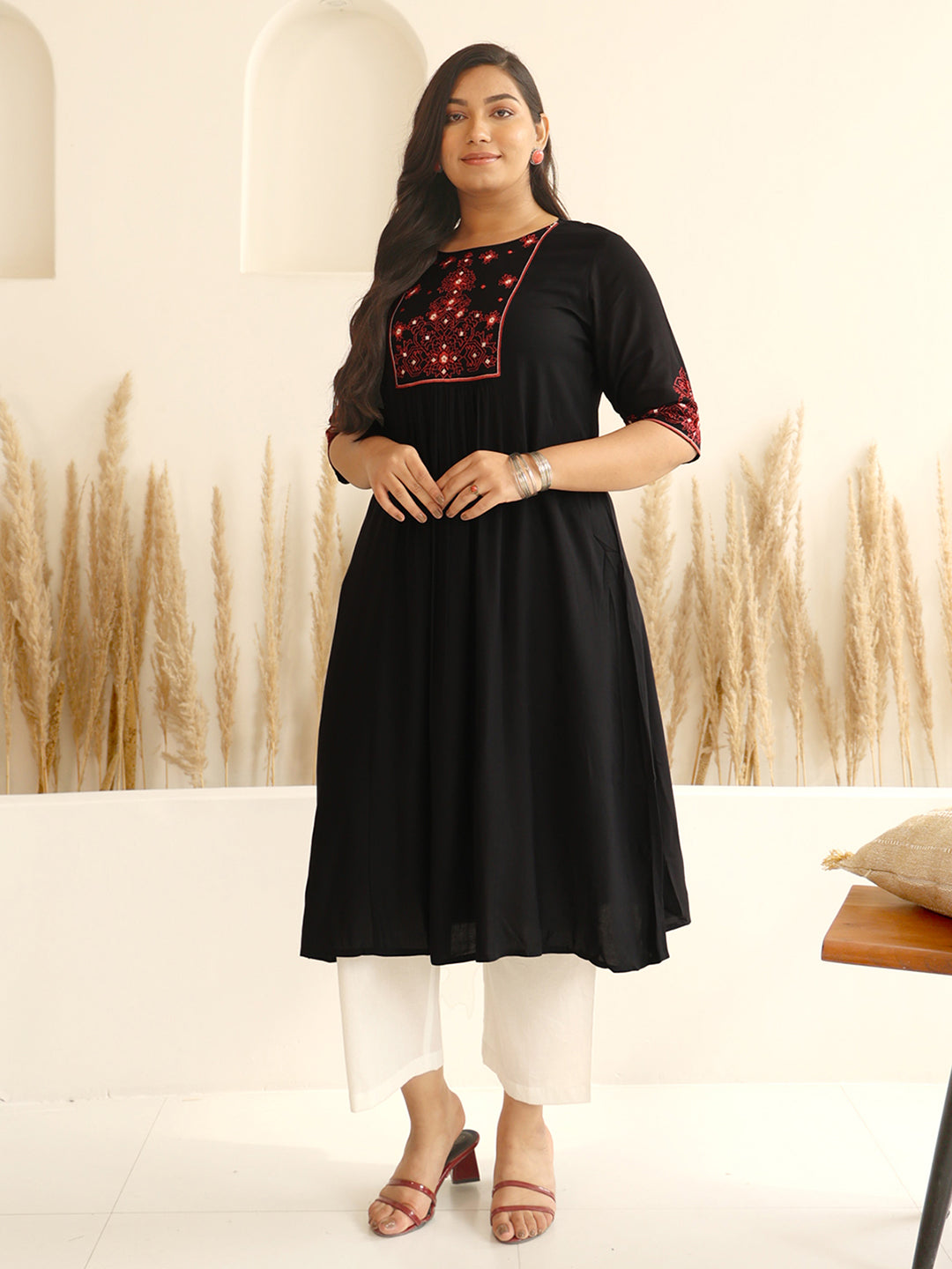 Janasya Black Rayon Yoke Embroidered kurta | Swadesiicart