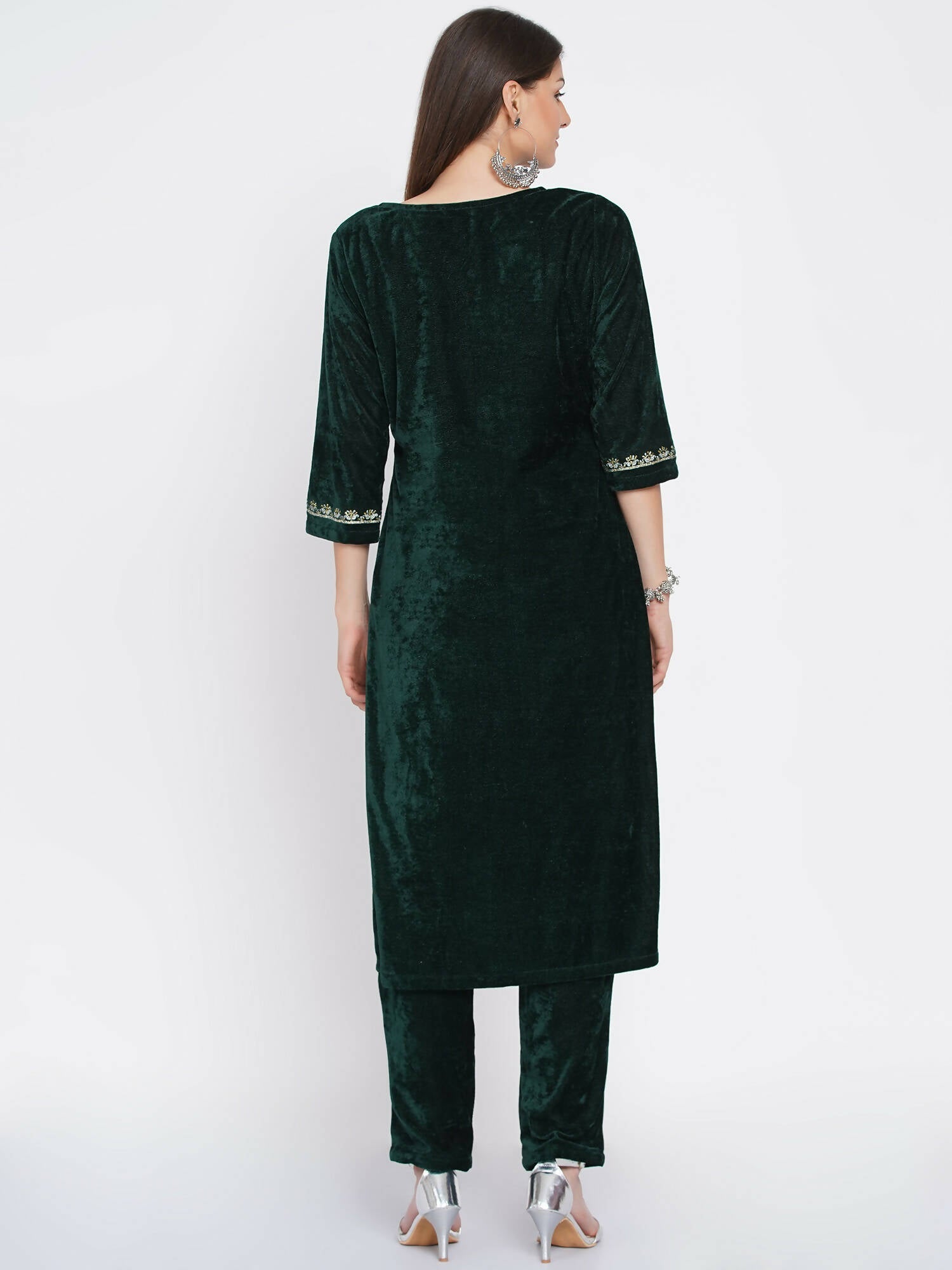 Women Republic Green Velvet Embroidered Kurta With Pant | Swadesiicart