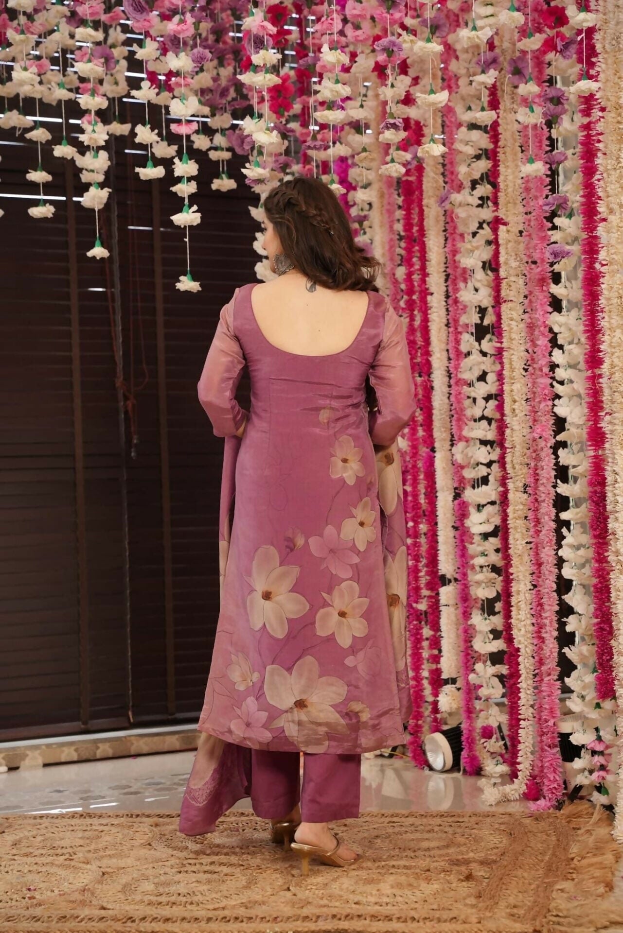The52 Onion Gorgeous Floral Printed Zarna Silk Fabric Straight Kurta Pant with Dupatta Set - Swadesiicart