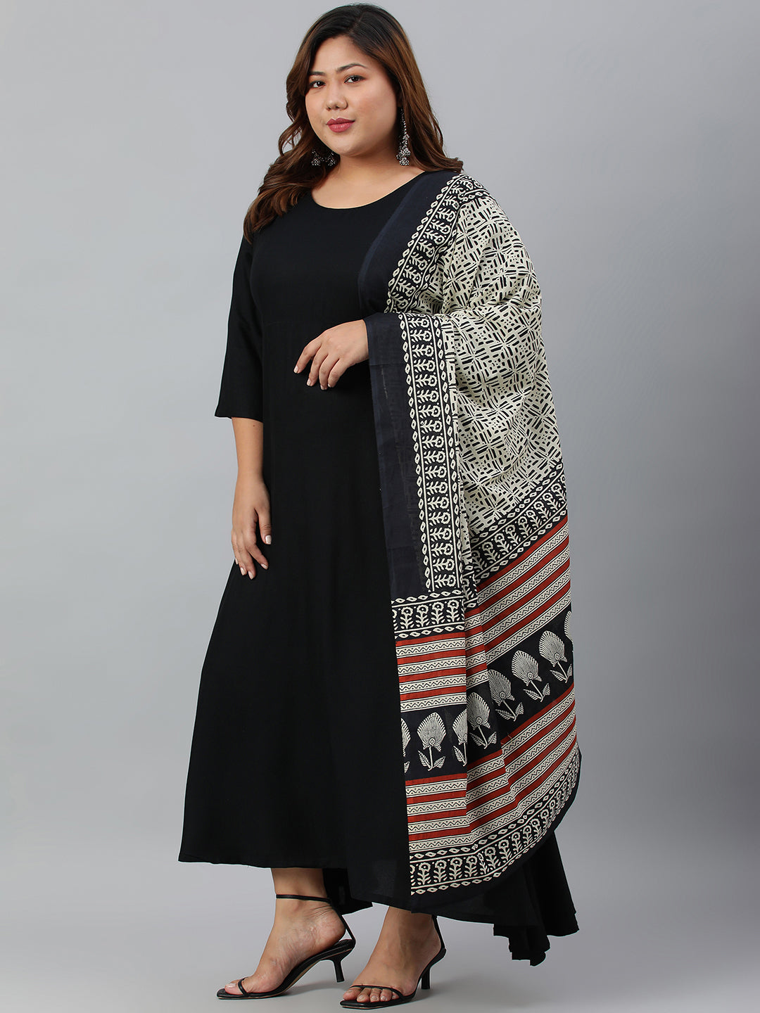 Janasya XL LOVE by Janasya Women's Plus Size Black Rayon Kurta With and Dupatta | Swadesiicart