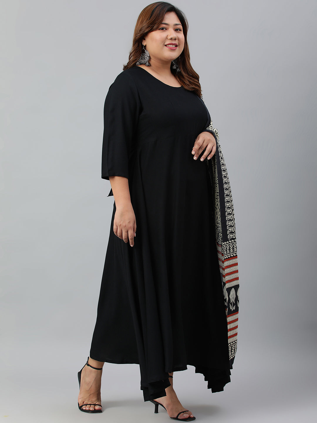 Janasya XL LOVE by Janasya Women's Plus Size Black Rayon Kurta With and Dupatta | Swadesiicart