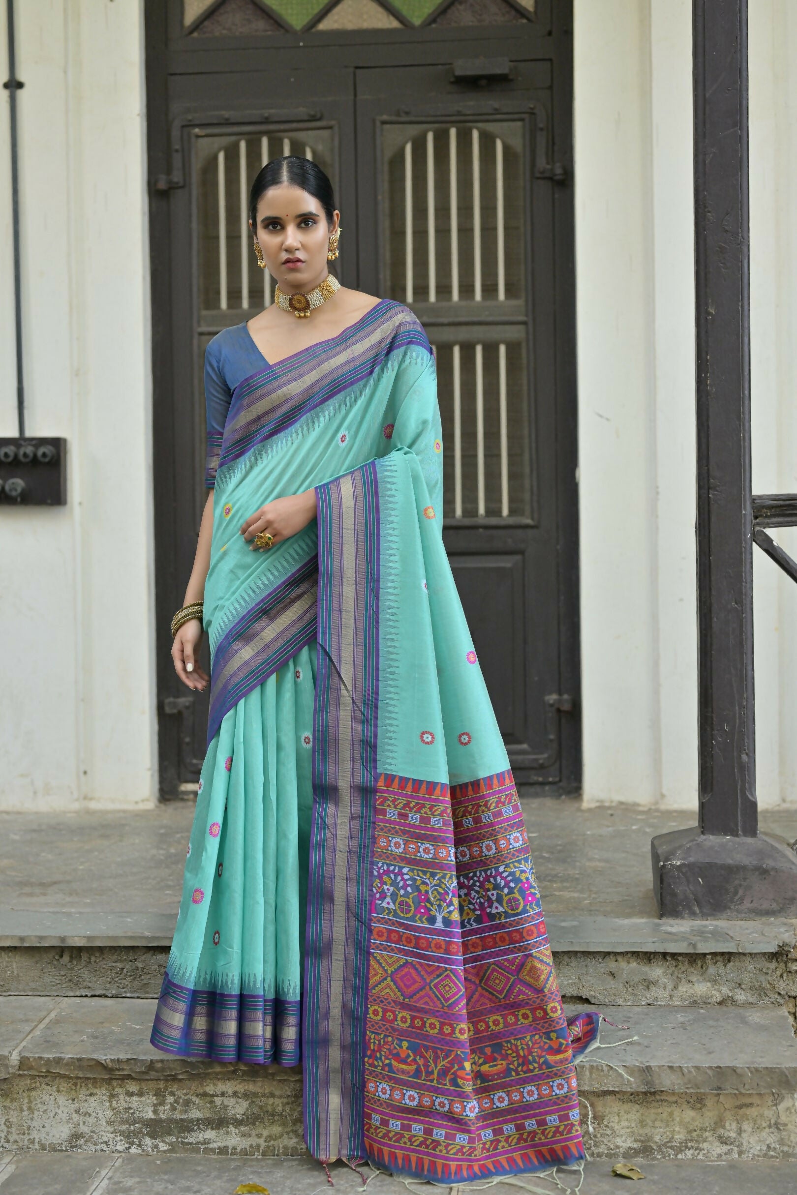 Vishnu Weaves Women's Firozi Handloom Raw Silk Saree with Blouse - Swadesiicart