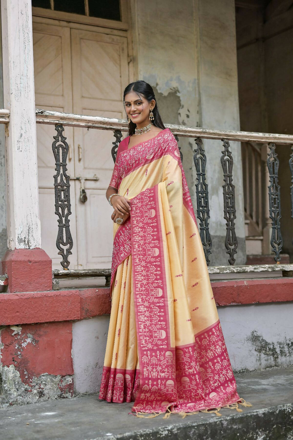 Vishnu Weaves Women's Rani Handloom Raw Silk Woven Saree with Blouse - Swadesiicart