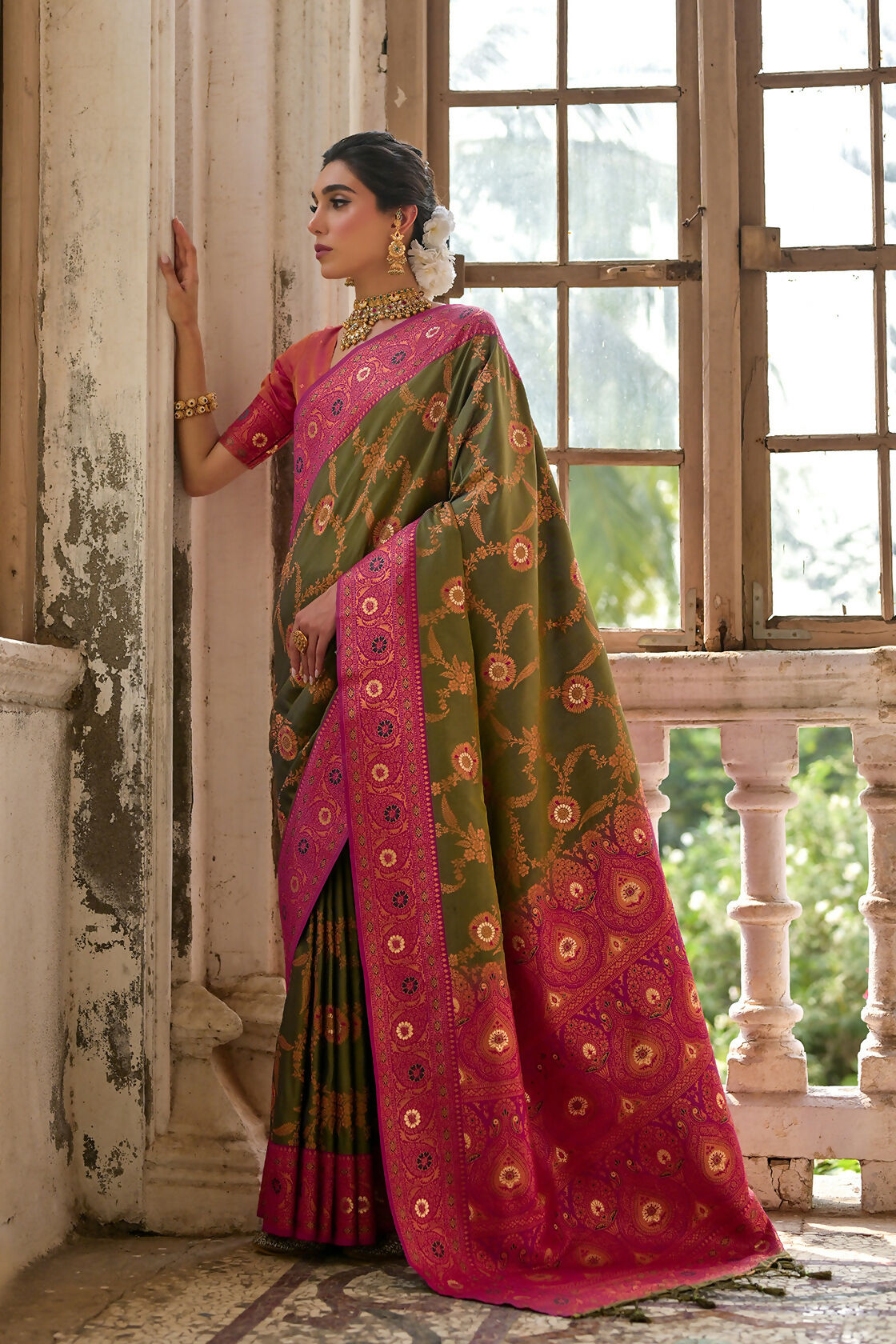 Vishnu Weaves Women's Mehndi Banarasi Silk Zari Woven Saree with Blouse - Swadesiicart