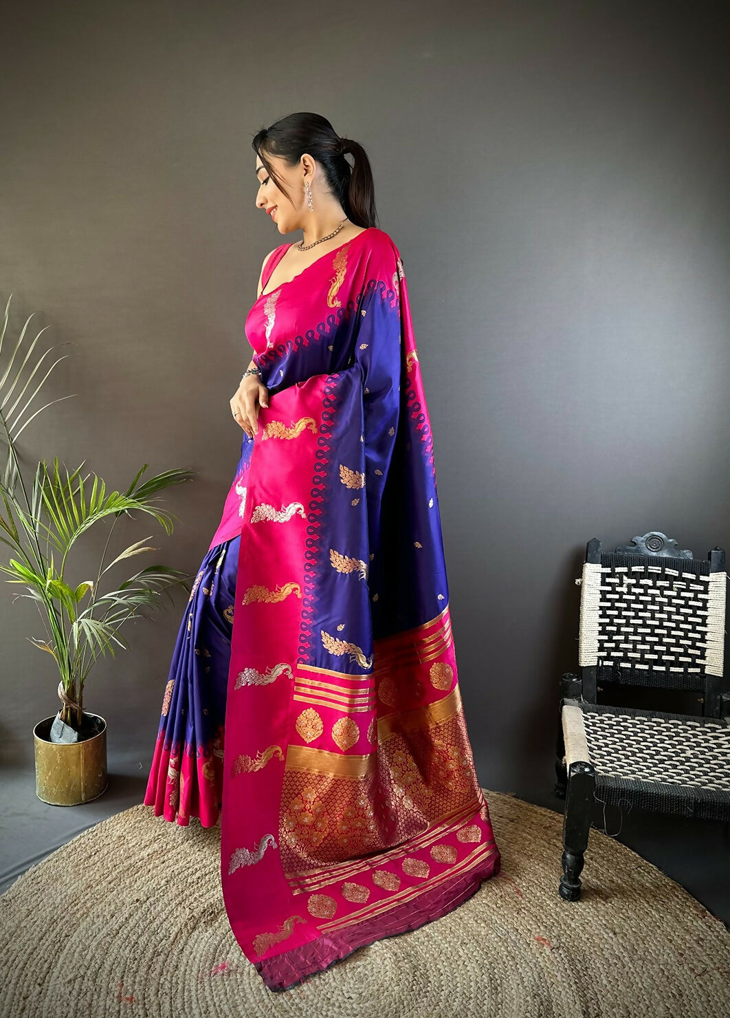 Joban Fashion Pink Peacock,Butti Banarasi Silk Sarees | Swadesiicart