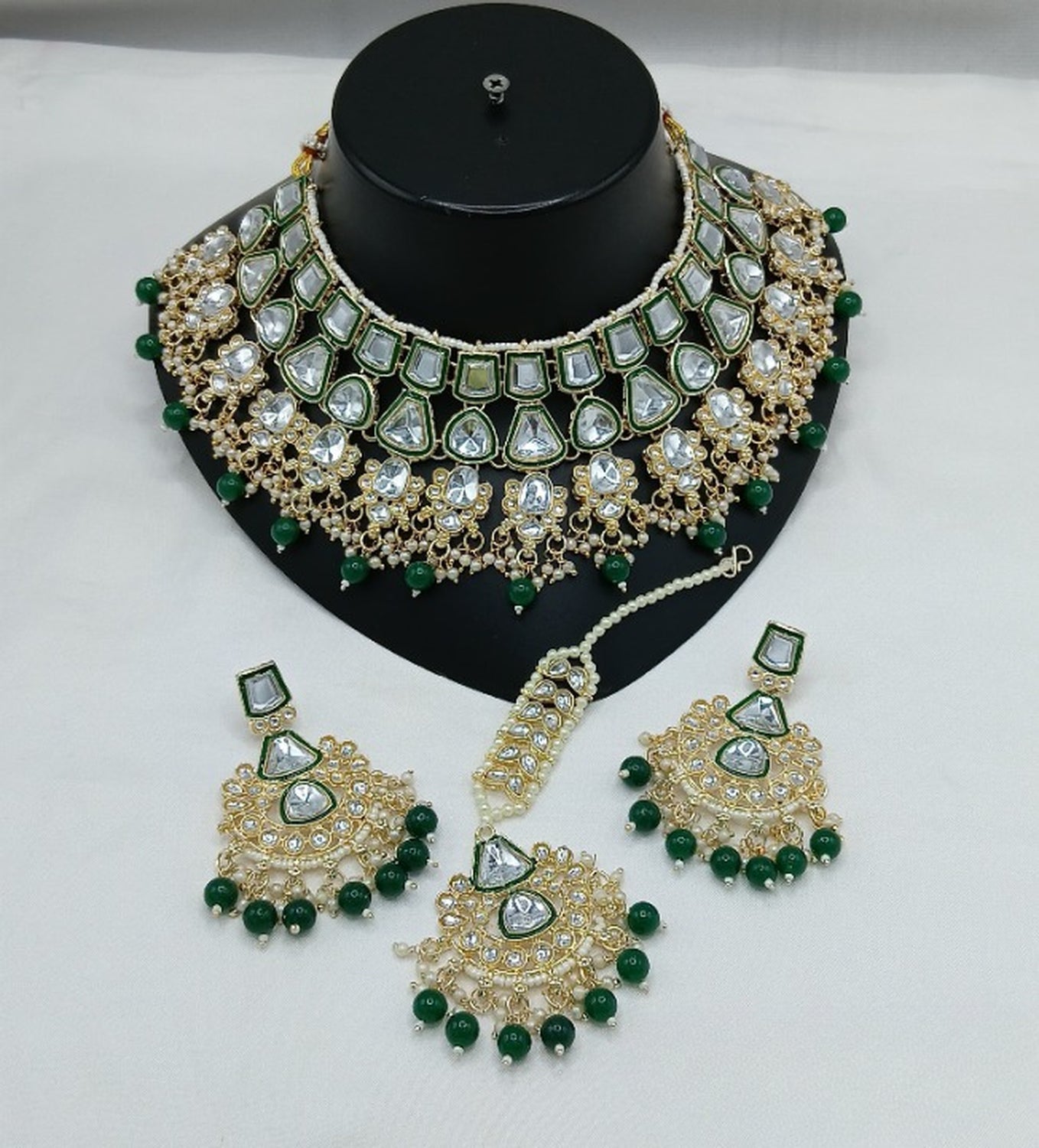 Jewel City Royal Kundan Bridal Jewelry Set -Green & Crystal Choker with Earrings & Maang Tikka | Swadesiicart