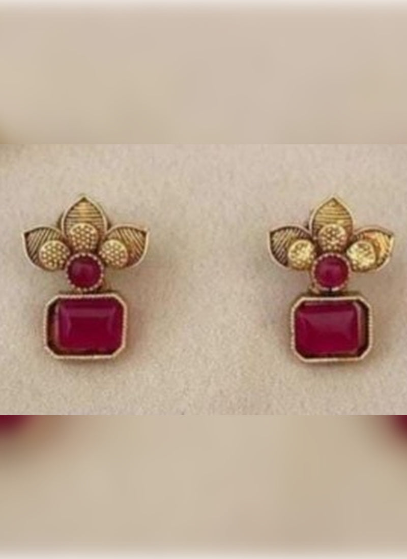 Jewel City Antique Gold Ruby Floral Choker Set - Adjustable Designer Necklace with Pearl Tassels - Traditional Indian Wedding Jewelry Collection | Swadesiicart