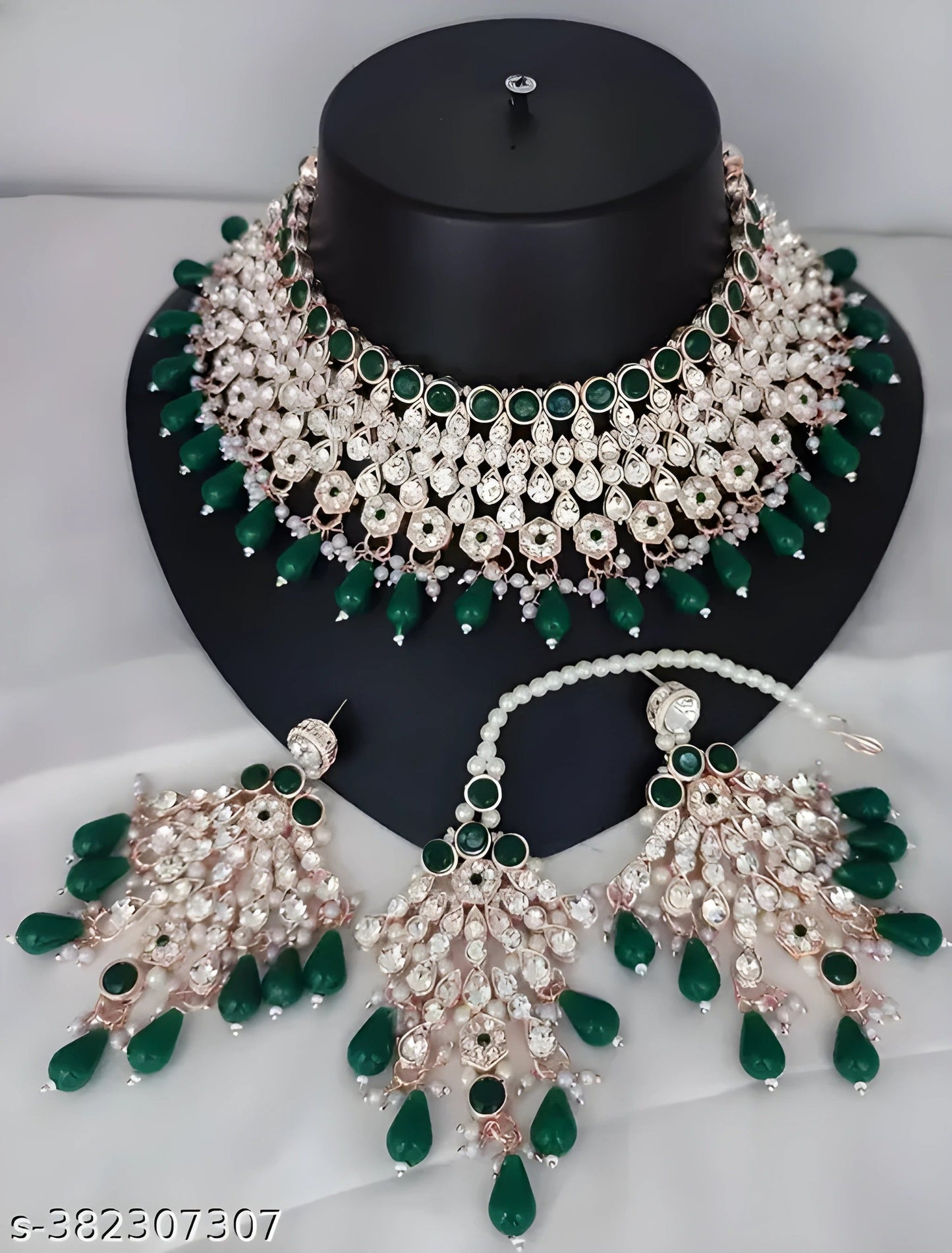 Jewel City Royal Green Kundan & Pearl Bridal Jewelry Set-Luxury Choker Necklace Earrings & Maang Tikka-Ethnic Wedding & Party Wear | Swadesiicart