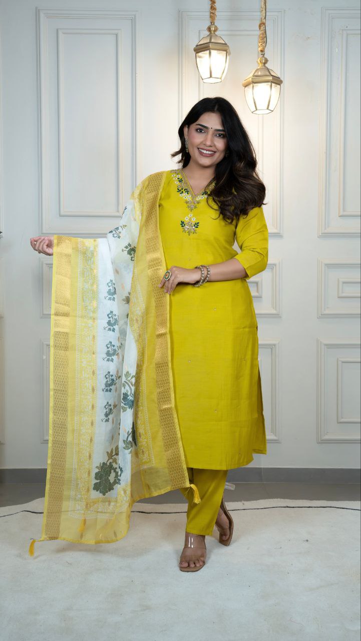 Lorenvalley Fashion Parotgreen Roman Silk Hand Work Kurta Pant with Dupatta - Swadesiicart