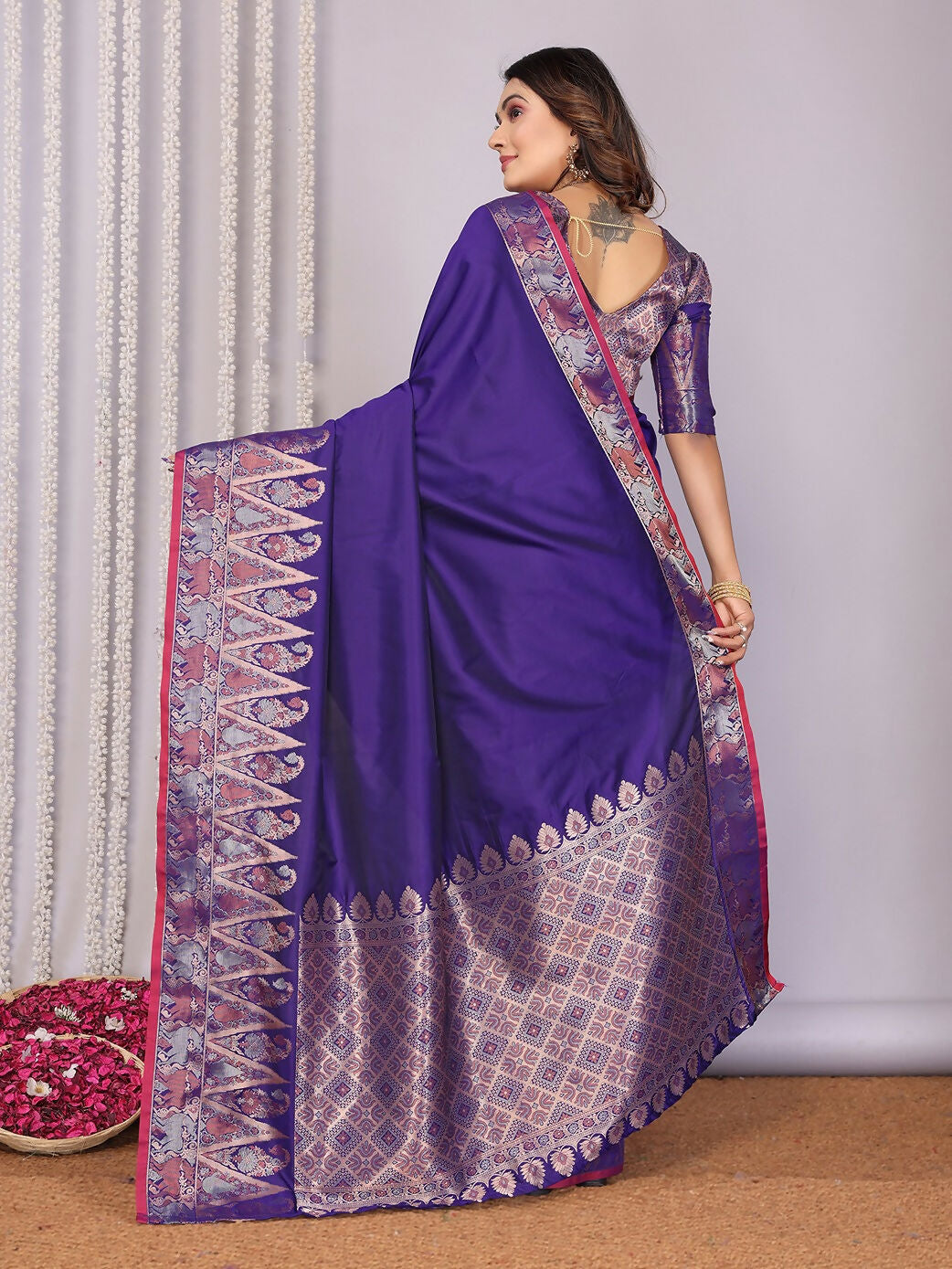 Joban Fashion Banarasi Royal Blue Jacquard Woven Soft Silk Saree | Swadesiicart