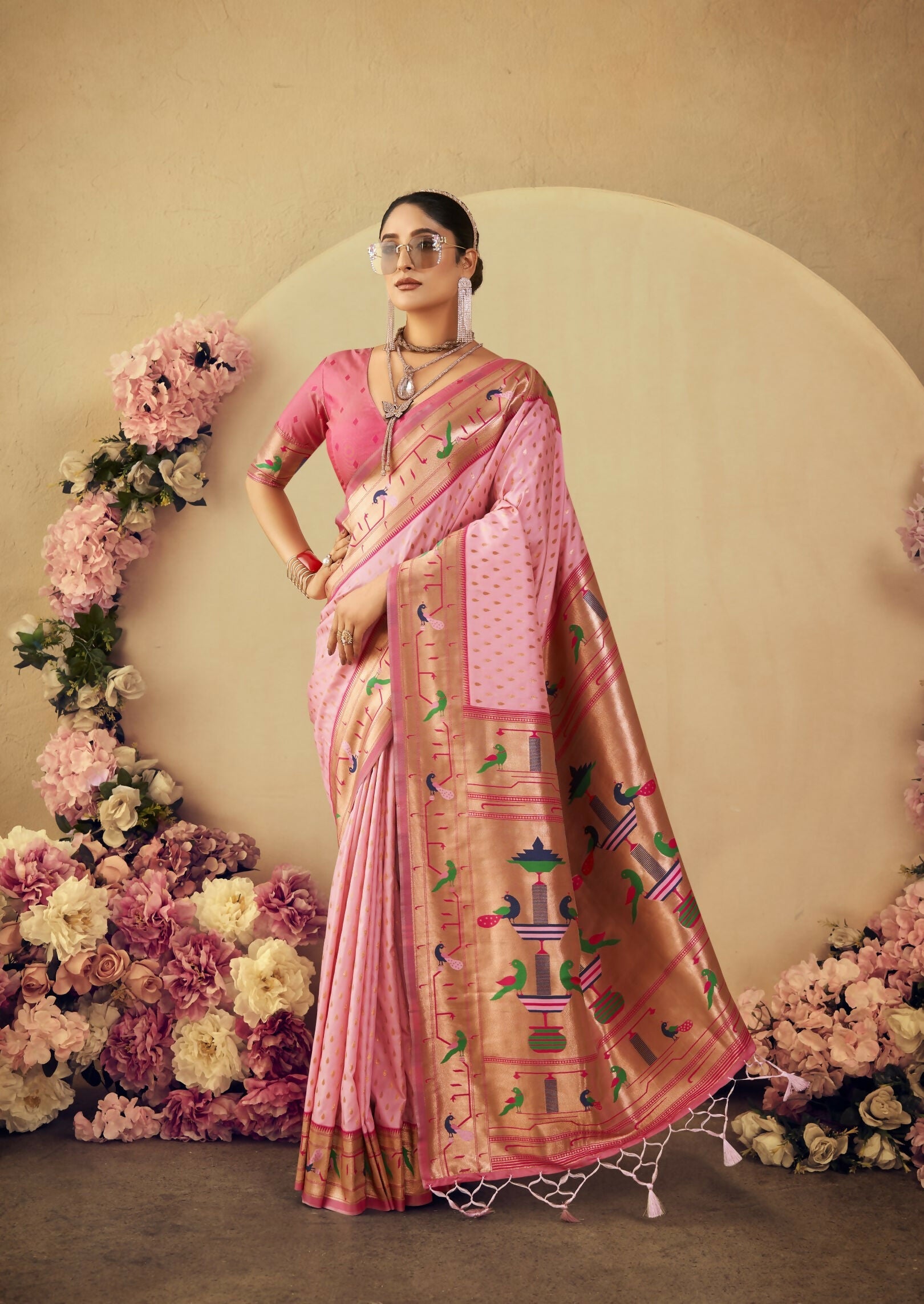 Vishnu Weaves Women's Baby-Pink Paithani Silk Saree with Blouse - Swadesiicart