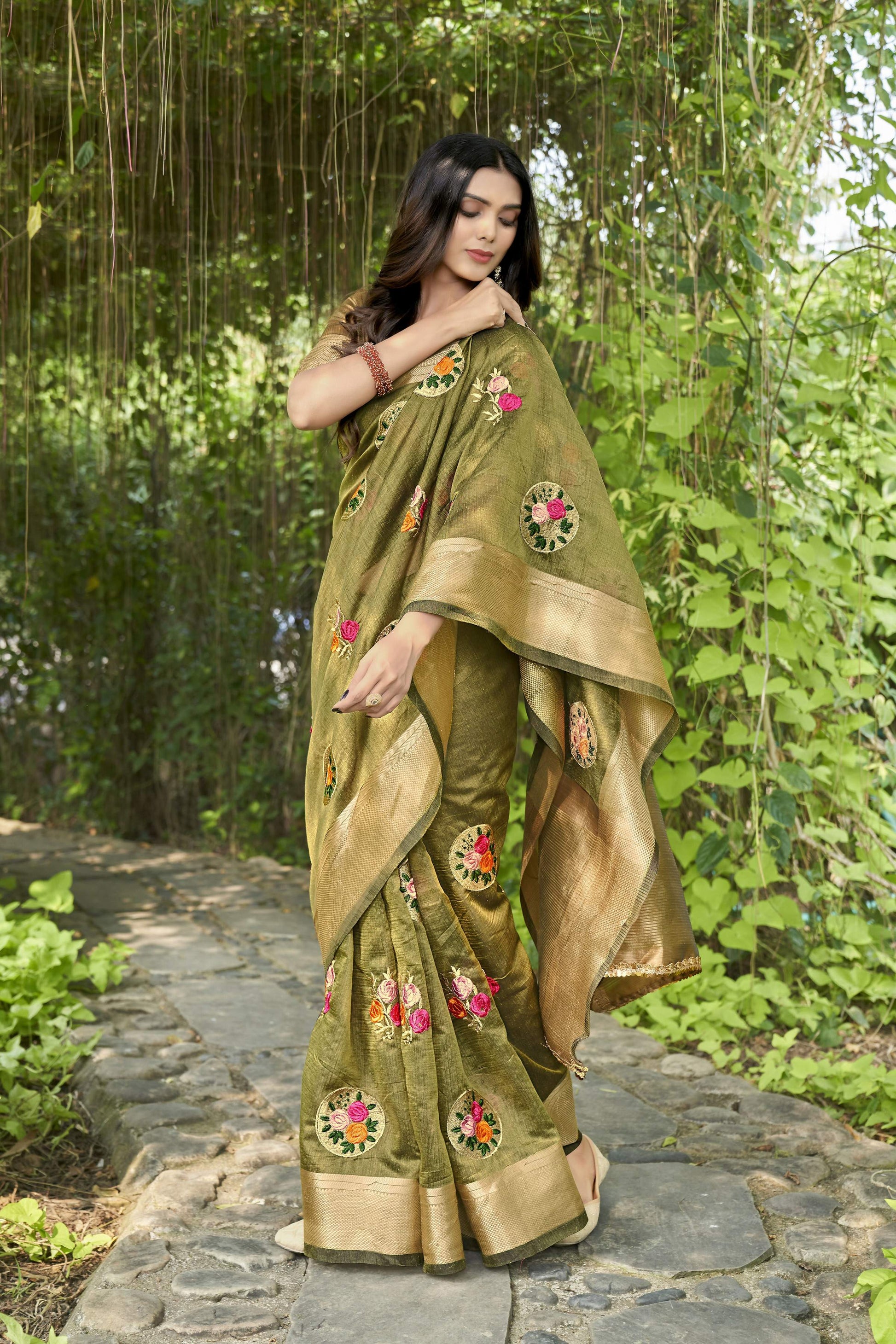 Vamsee Nikita Green Cotton Saree - Swadesiicart