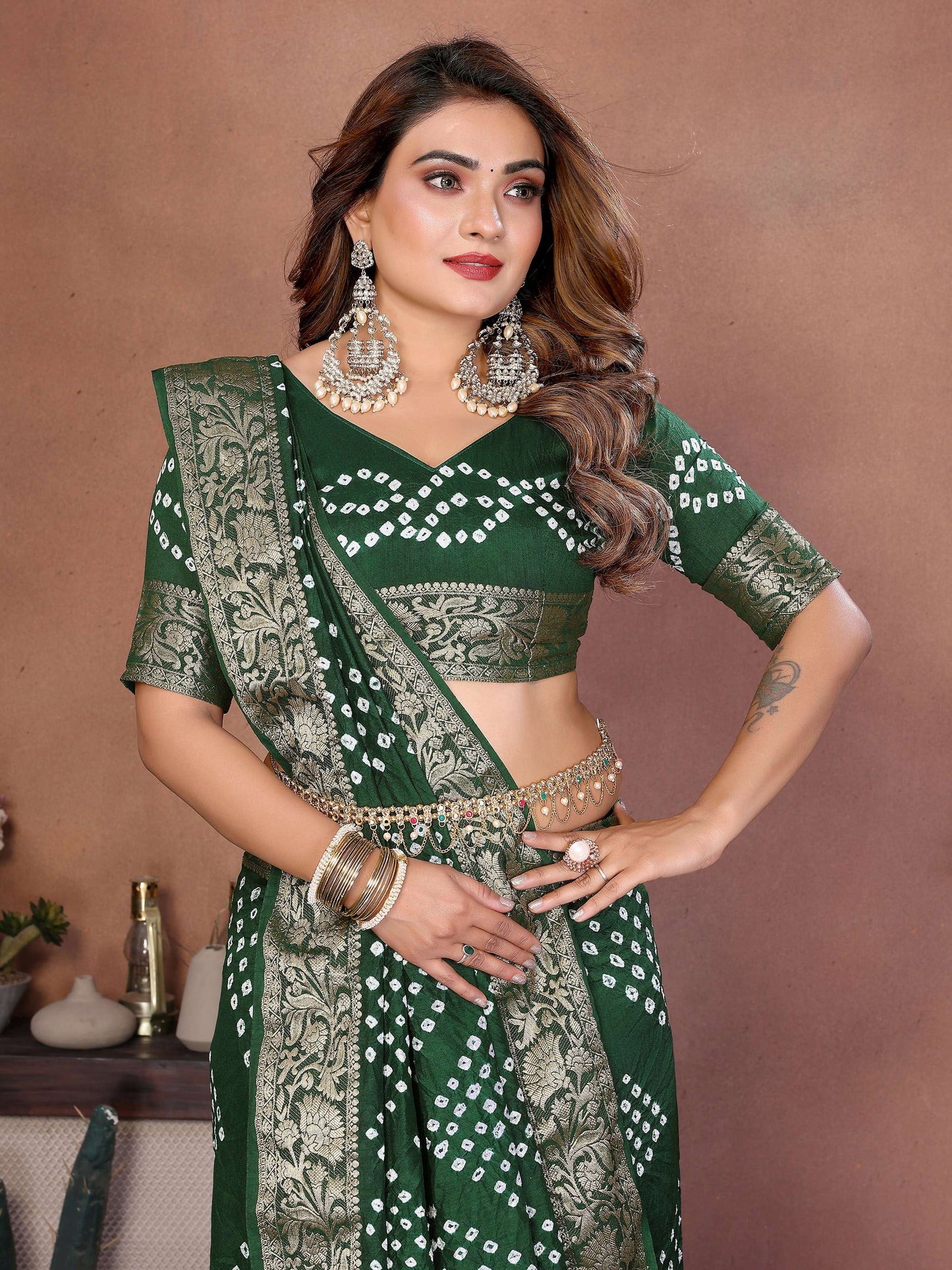 Aastha Fashion Green Pure Dola Silk Handmade Original Bandhej Saree
