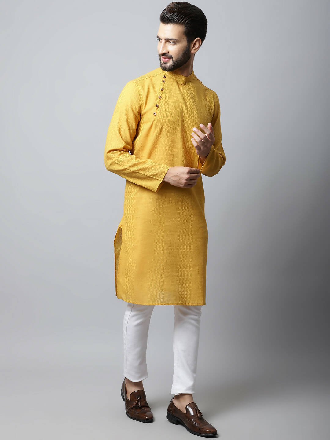 Even Apparels Yellow Color Pure Cotton Men's Kurta With Side Placket (SLD1192) | Swadesiicart