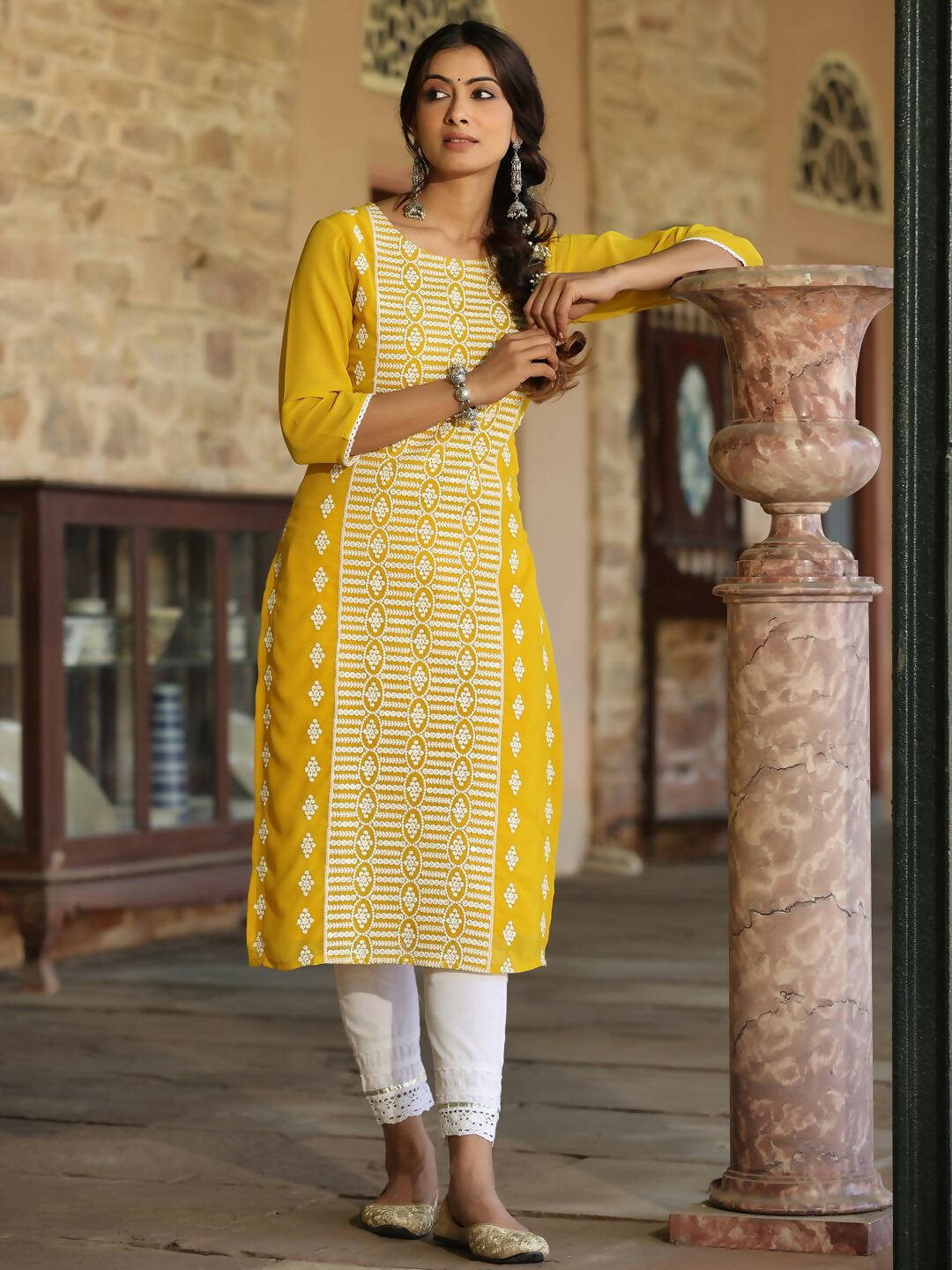 Juniper Women's Yellow Georgette Printed Kurta | Swadesiicart