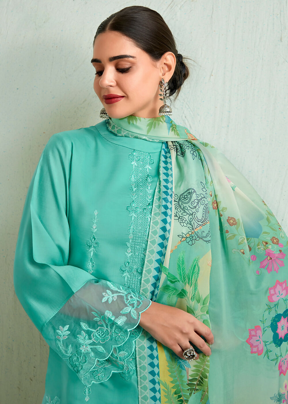 Turquoise Blue Pure Muslin Resham Embroidered Salwar Suit - Emponline | Swadesiicart