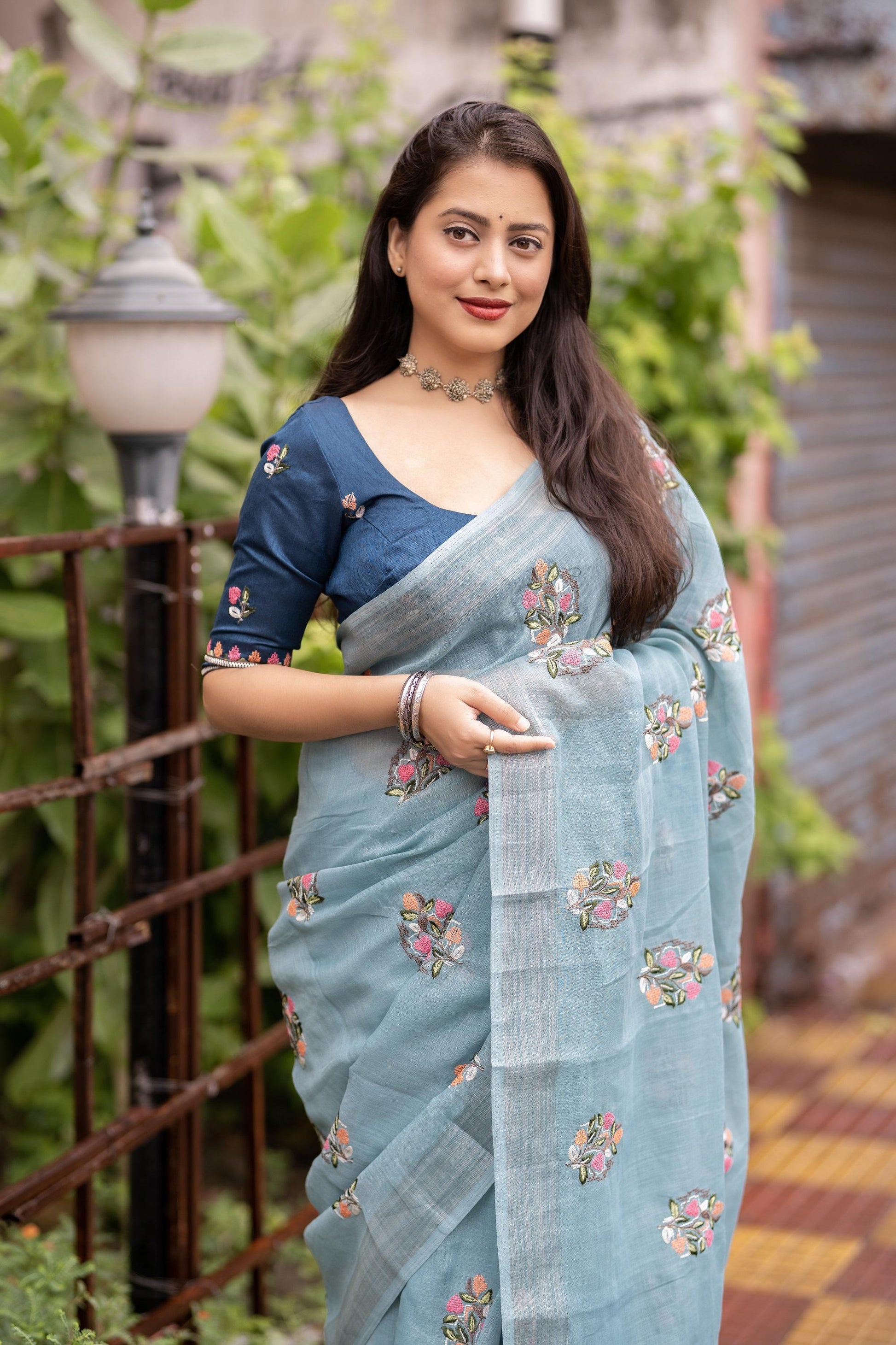 Sky Pure Linen Ethnic Motifs Saree with Unstitched Blouse - Hiral Fashion | Swadesiicart