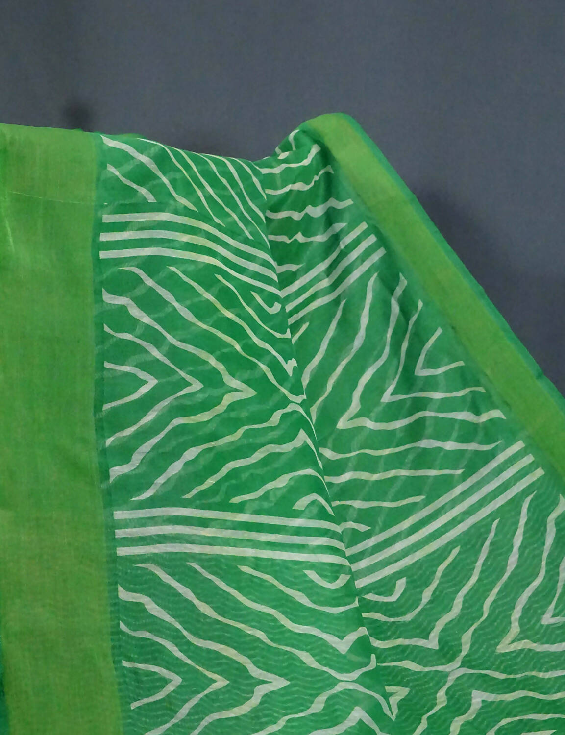 Shades Of Parrot Green With Lehariya Design Semi Chanderi Saree By Gayathri Reddy Designer Studio | Swadesiicart