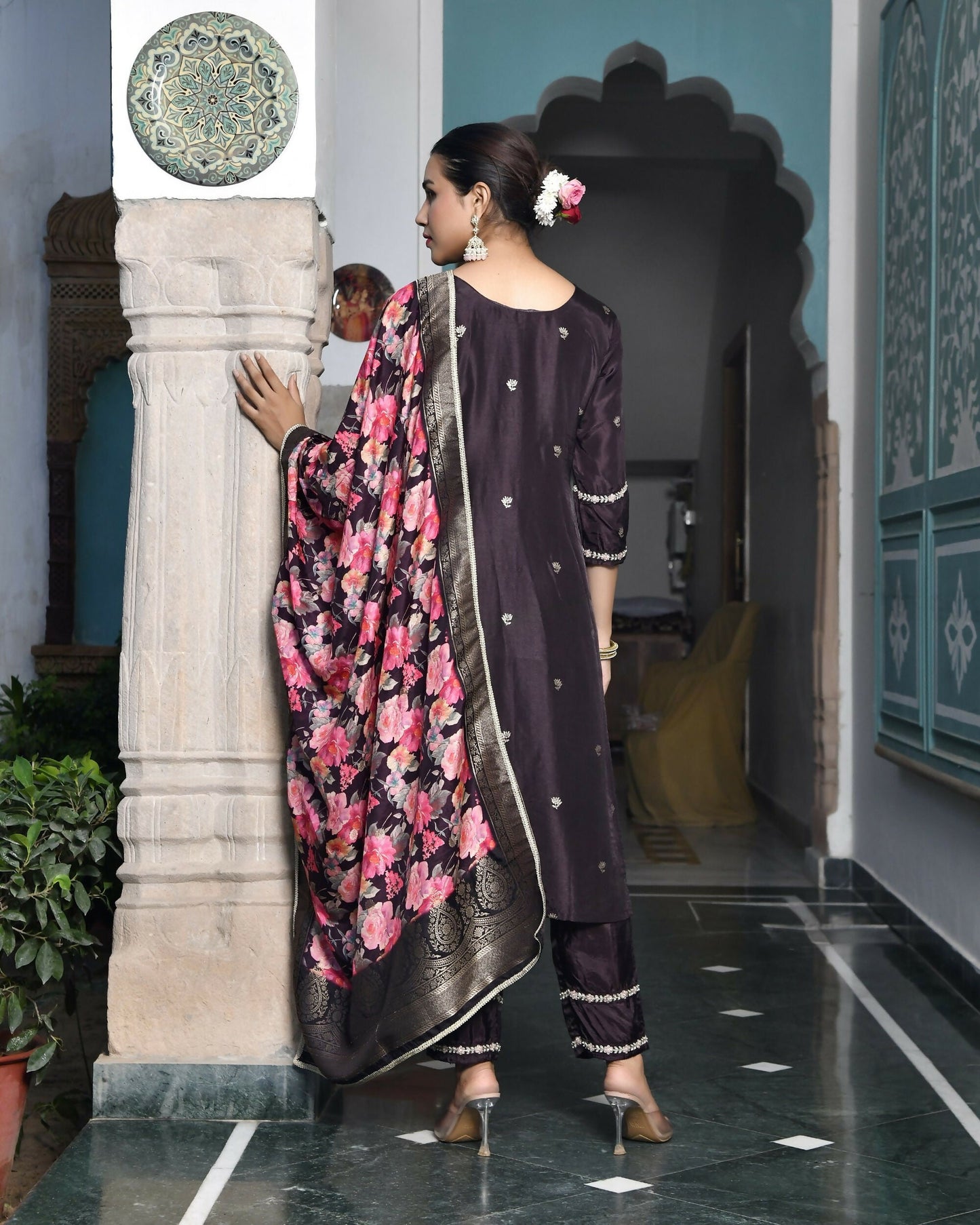 Vaasva Women's Silk Emboidered Solid Pant Set & Digital Printed Dupatta | Swadesiicart