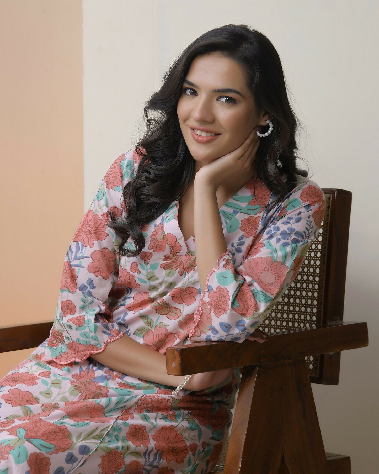Vaasva Women Peach Floral Cotton Printed Flare Kurti With Pant | Swadesiicart