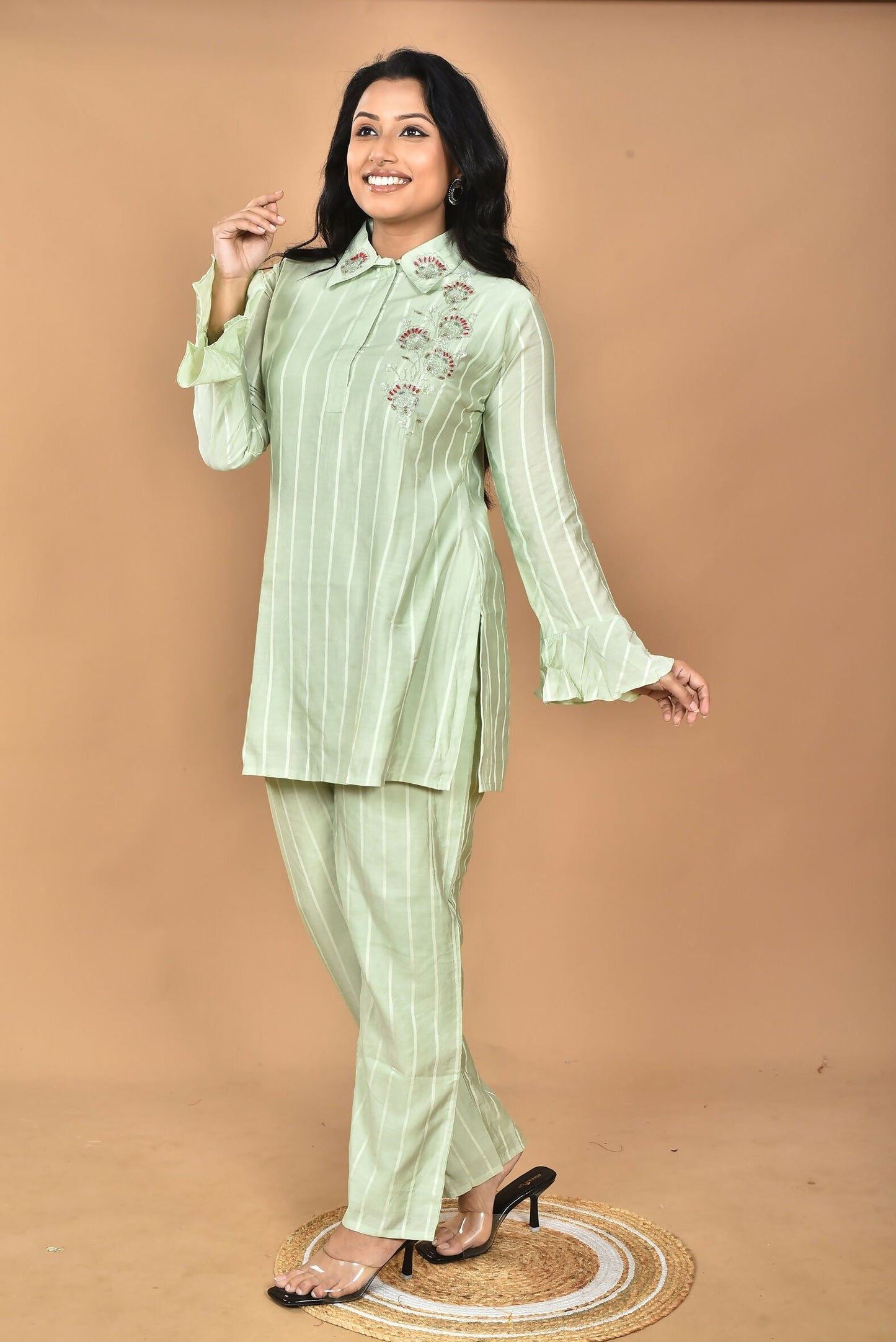 Morchari Women And Hand Embroidery Co-Ords-Green - Swadesiicart