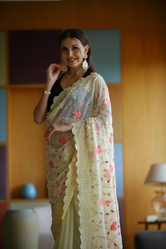 Vamsee Ashi Yellow Georgette Saree - Swadesiicart