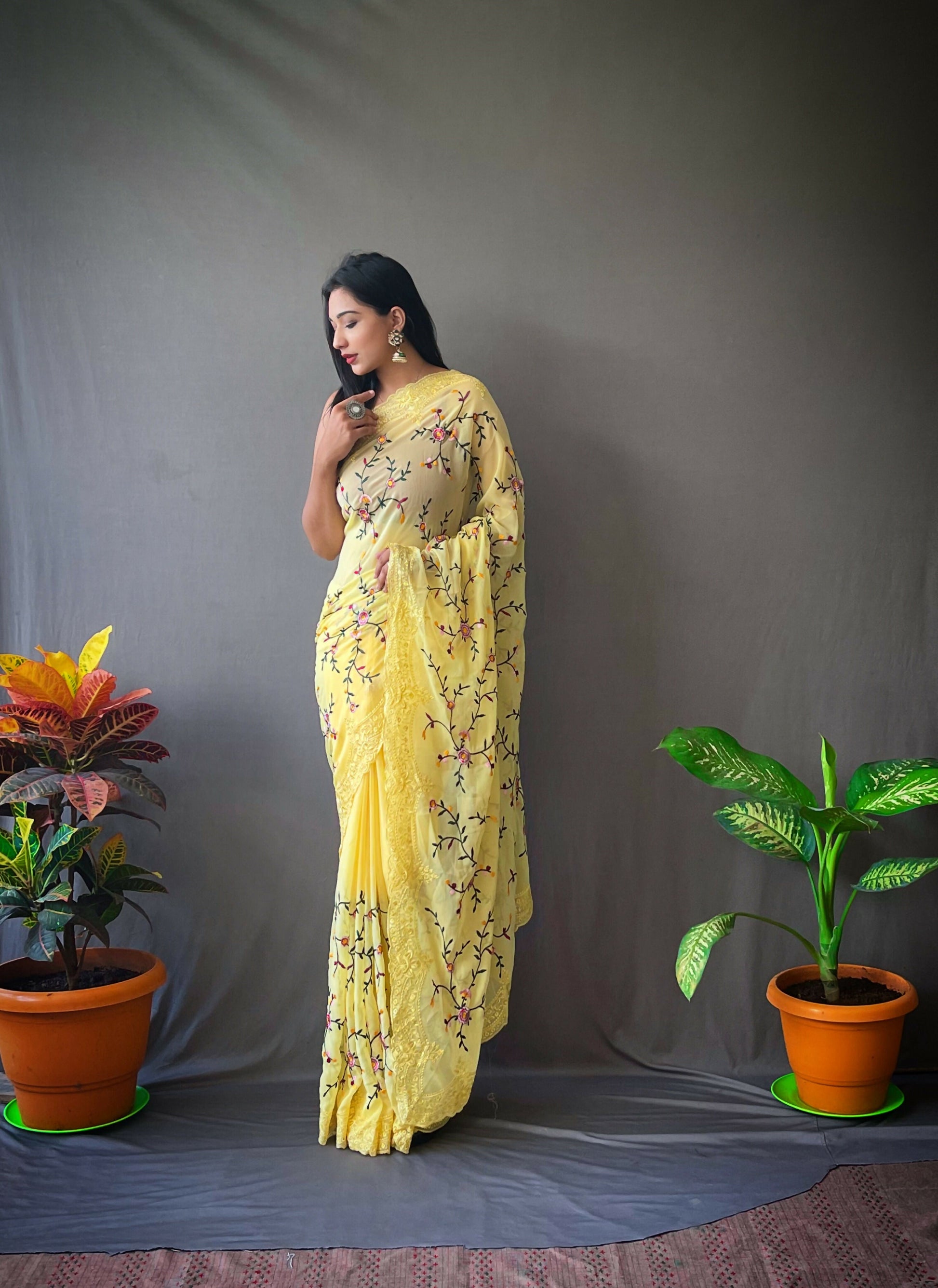 Vamsee Pearl 1 Yellow Georgette Saree - Swadesiicart