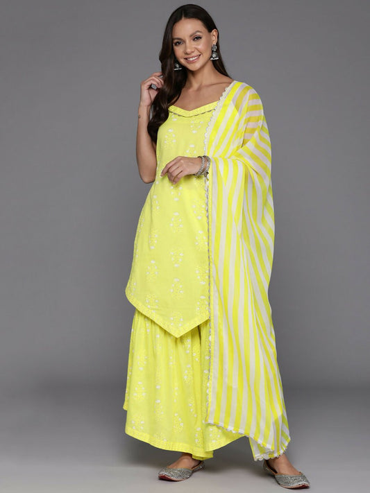 Ahalyaa Women's Traditional wear Kurta Set - Yellow | Swadesiicart