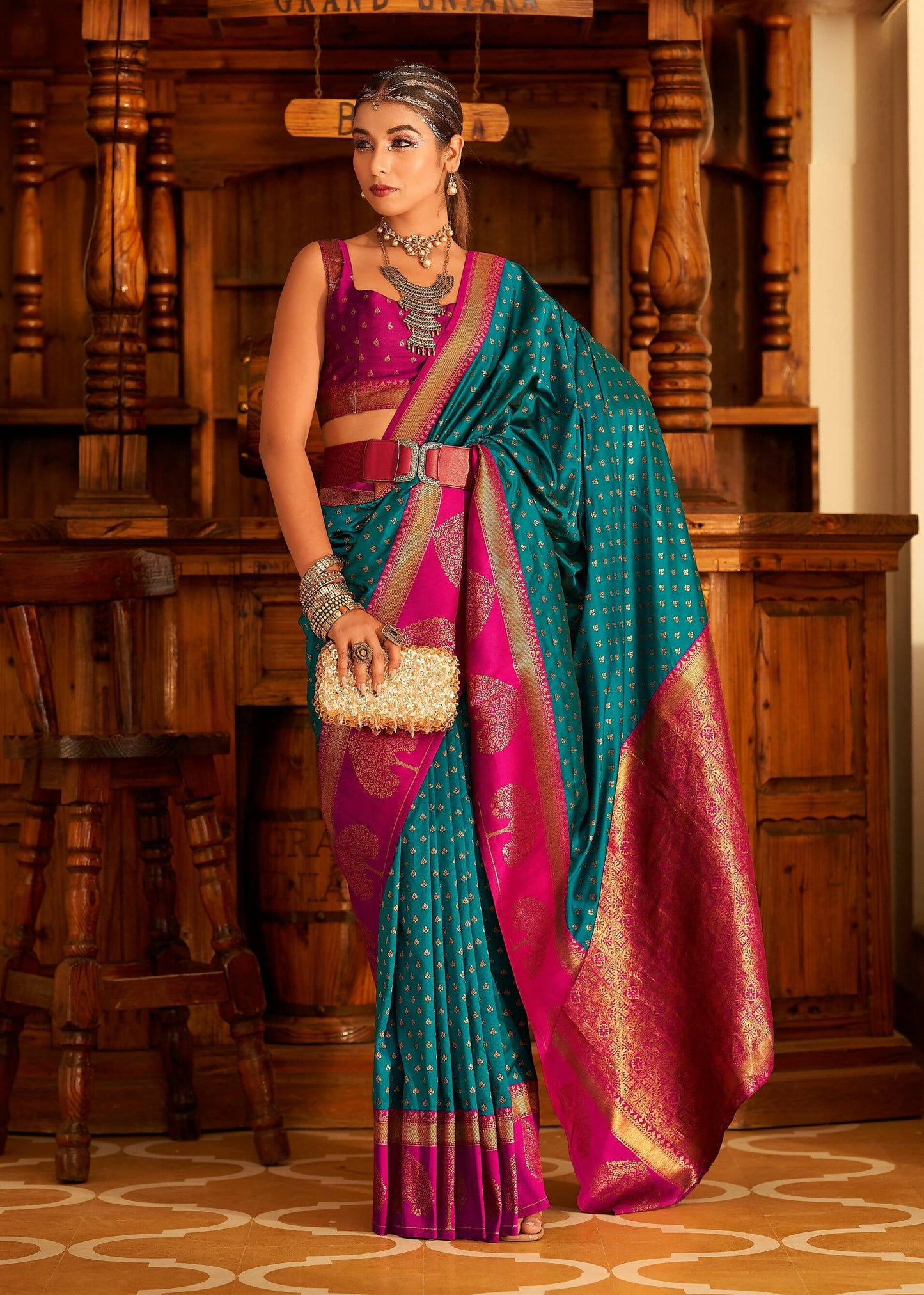 Blue Soft Banarasi Paithani Copper Zari Weaving Saree With Unstitched Blouse Piece - Jodha | Swadesiicart