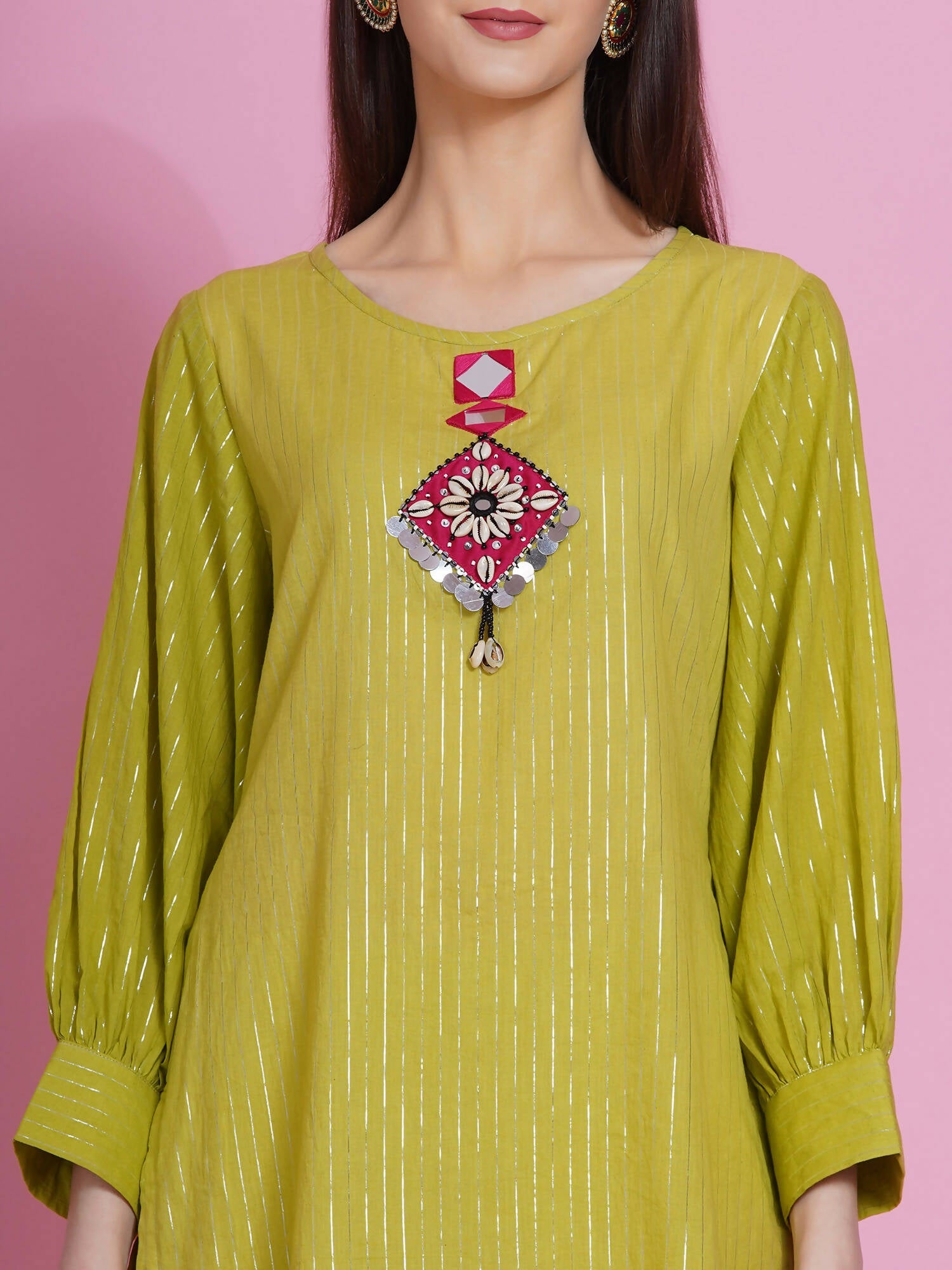 Women Republic Green Lurex Cotton Hand Embroidered Kurta With Pants | Swadesiicart