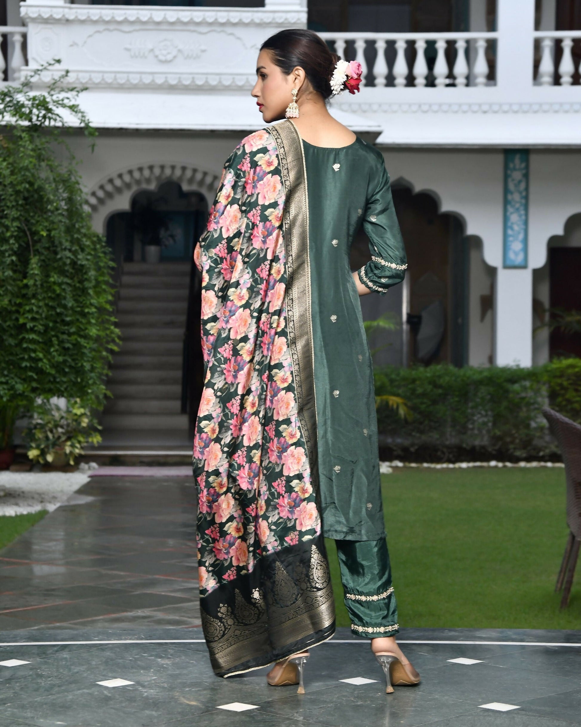 Vaasva Women's Silk Emboidered Solid Pant Set & Digital Printed Dupatta | Swadesiicart