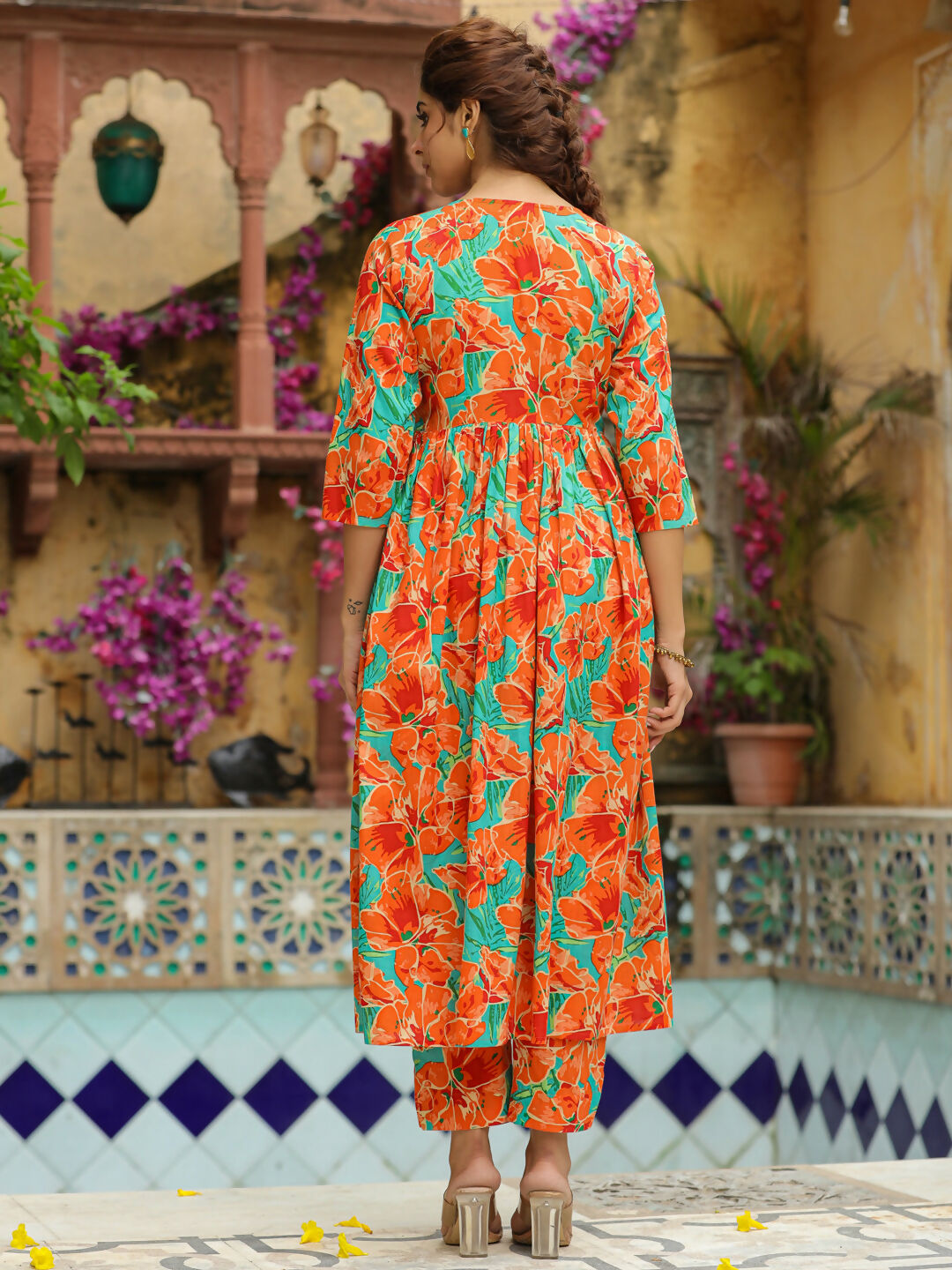 Janasya Orange Cotton Floral Kurta & Bottom | Swadesiicart
