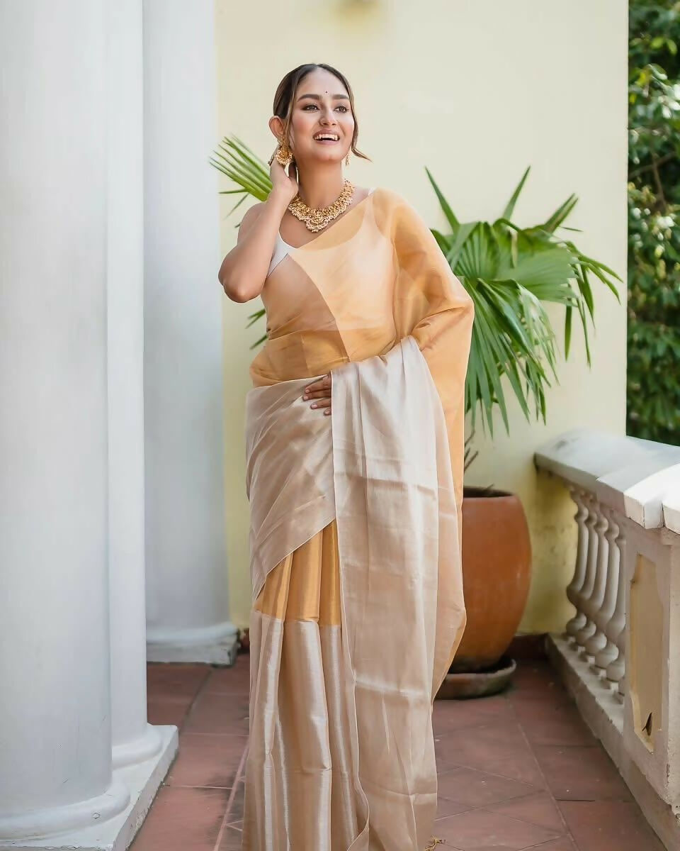 Exclusive Collection Beautiful Pino White Gold Tissue Silk Hand Weaving Handloom Saree With Running Blouse Piece - Swadesiicart