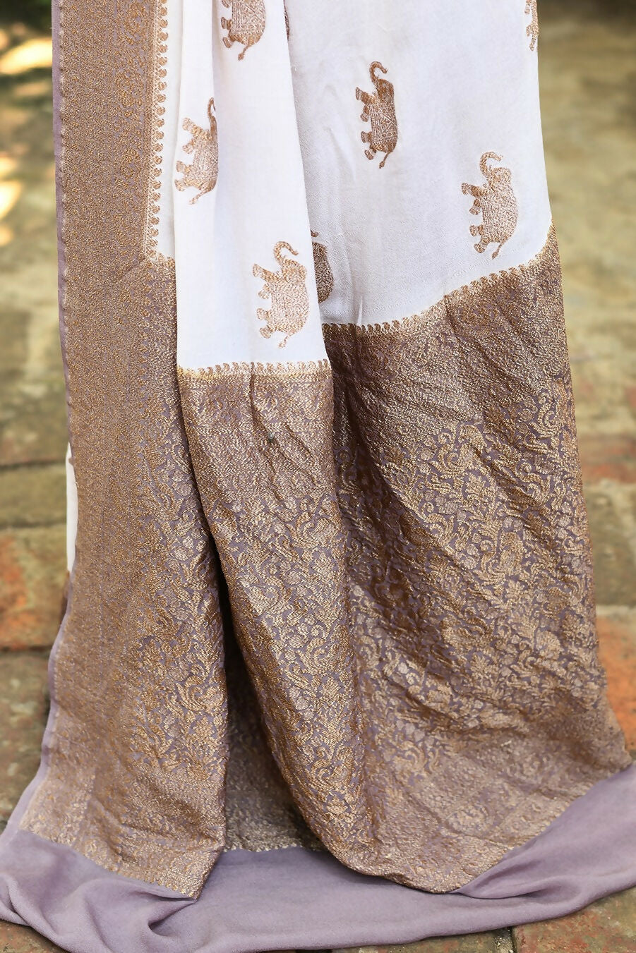 Joban Fashion Ivory Crepe Chiffon Pure Handloom Banarasi Silk Saree | Swadesiicart