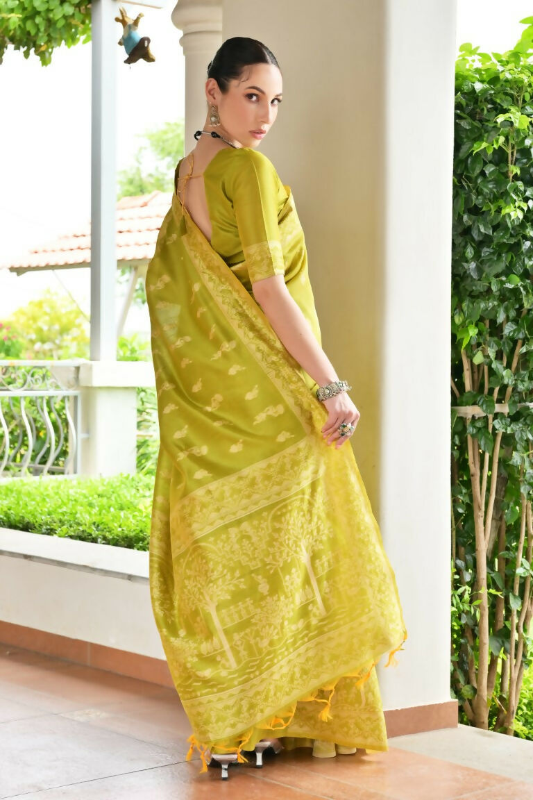 Vishnu Weaves Women's Mahendi Handloom Raw Silk Thread Weaving Saree with Blouse - Swadesiicart
