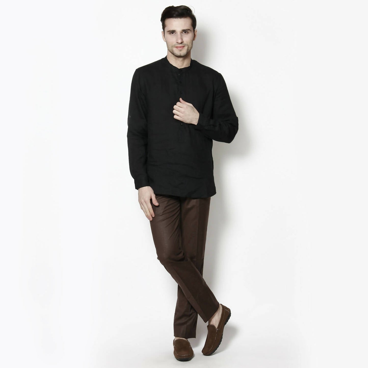 Even Apparels Black Linen Linen Men's Kurta With Band Collar | Swadesiicart