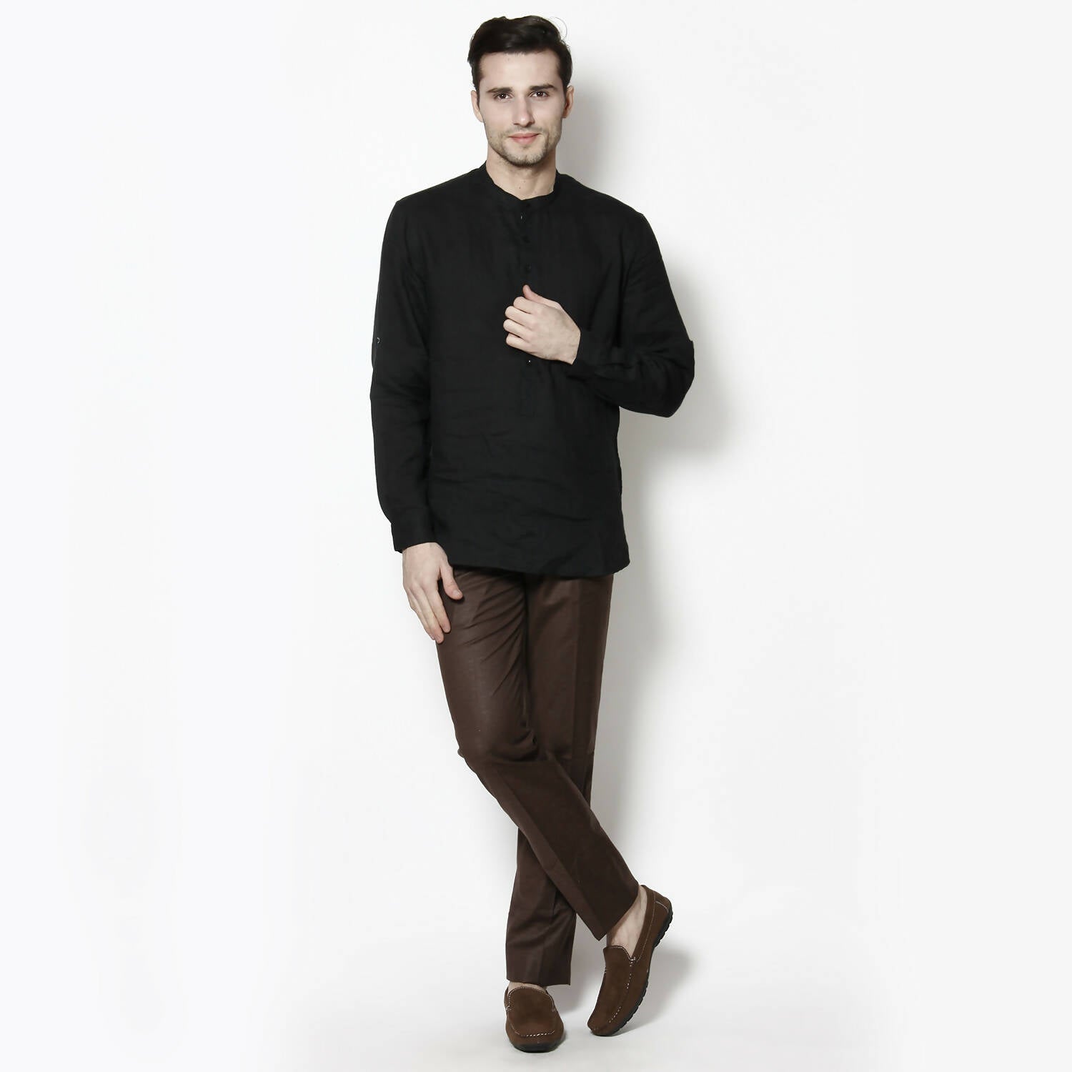 Even Apparels Black Linen Linen Men's Kurta With Band Collar | Swadesiicart