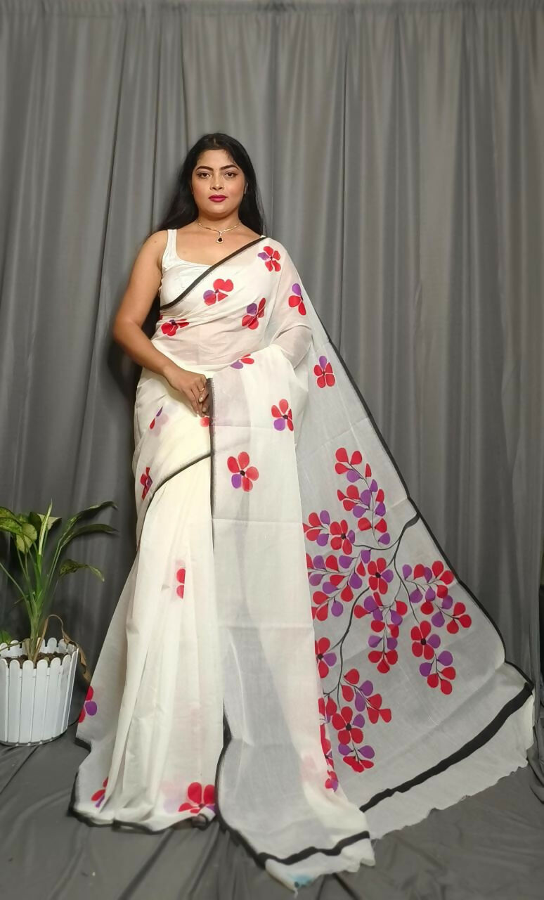 Exclusive Collection Beautiful White Red Pure Cotton Hand Print Handloom Saree With Running Blouse Piece - Swadesiicart