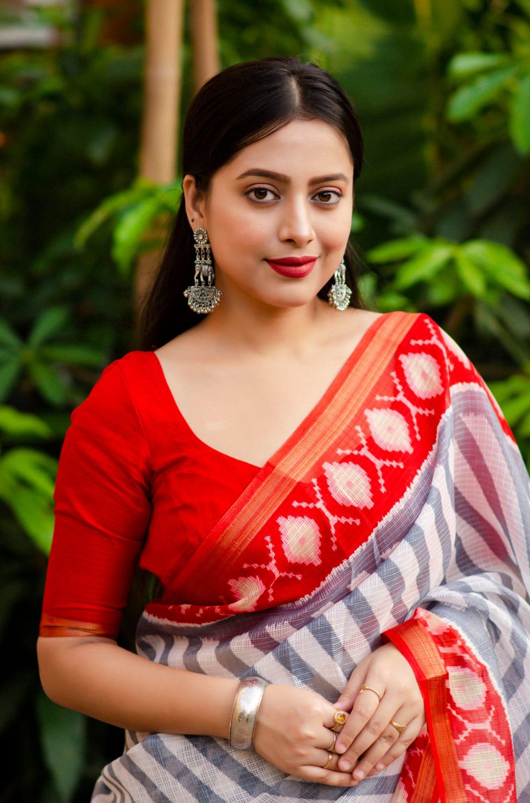 Grey Polycotton Ethnic Motifs Saree with Unstitched Blouse - Hiral Fashion | Swadesiicart