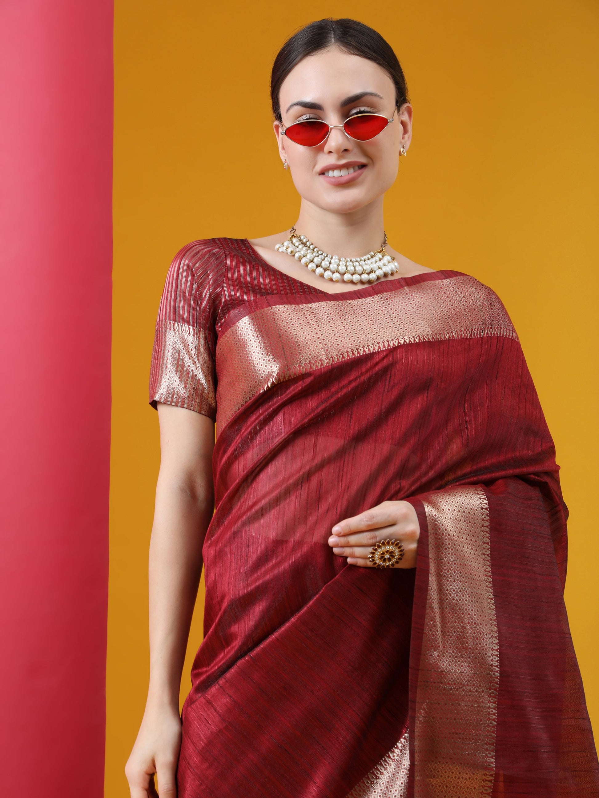 Vishnu Weaves Women's Maroon Tussar Silk Zari Woven Saree with Blouse - Swadesiicart
