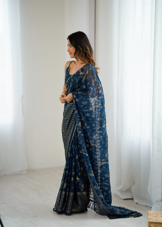 Lorenvalley Fashion Rama Solo Georgette Superb Finishing Foils Print & Fancy Zalar Lace in Border Saree with Blouse - Swadesiicart