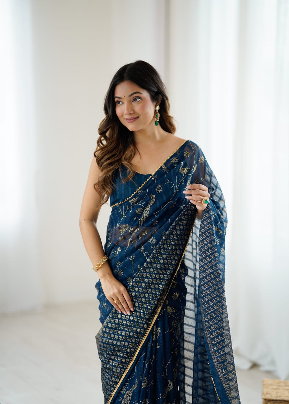 Lorenvalley Fashion Rama Solo Georgette Superb Finishing Foils Print & Fancy Zalar Lace in Border Saree with Blouse - Swadesiicart