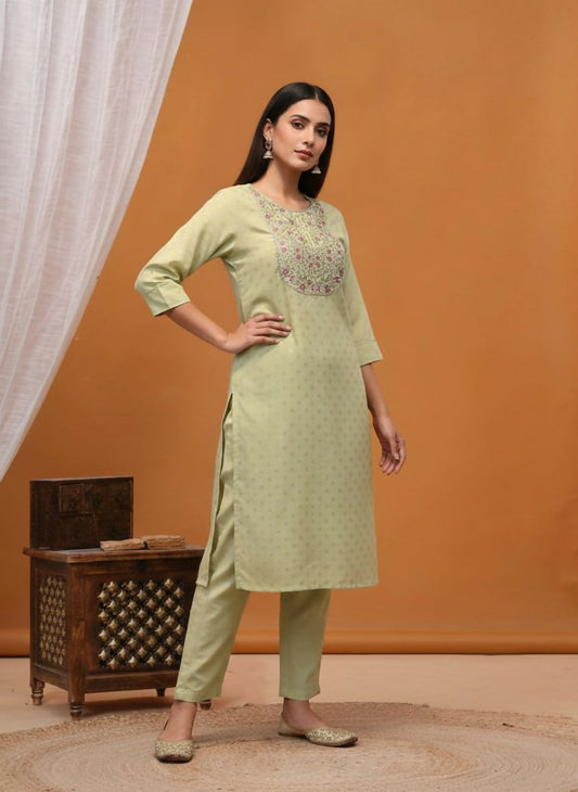 BulBul Pista Green Silk Kurta Set with Floral Embroidered Yoke - Swadesiicart
